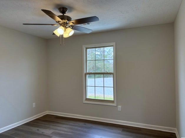 157 Hunt St, Manchester, TN 37355 3rd Bedroom