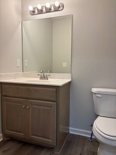 157 Hunt St, Manchester, TN 37355 Main BR Bath
