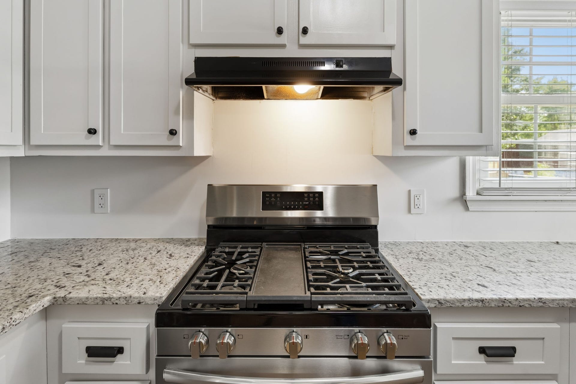 1646 Lillian Cir, Columbia, TN 38401 1646 Lillian Cir, Columbia, TN 38401