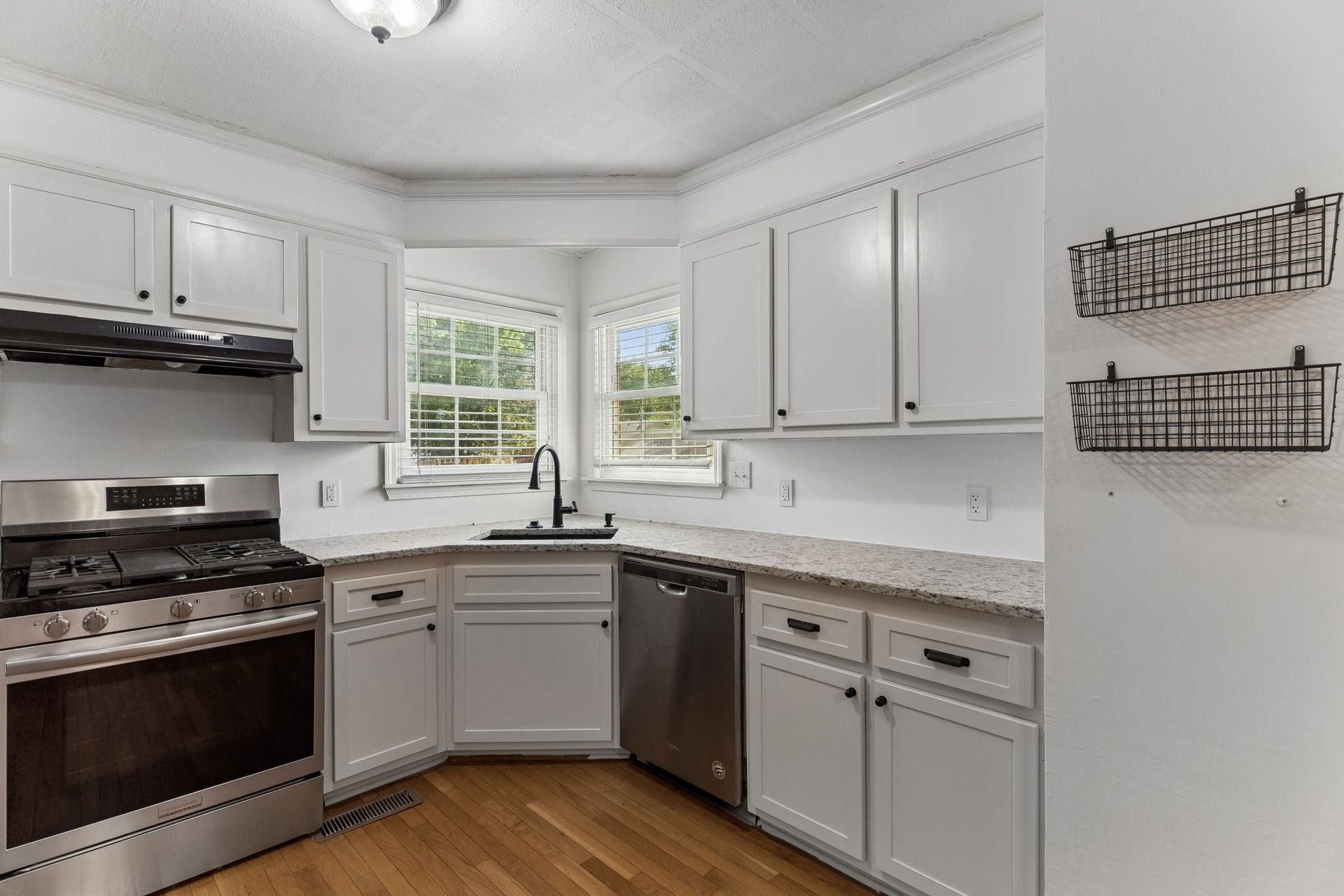 1646 Lillian Cir, Columbia, TN 38401 1646 Lillian Cir, Columbia, TN 38401