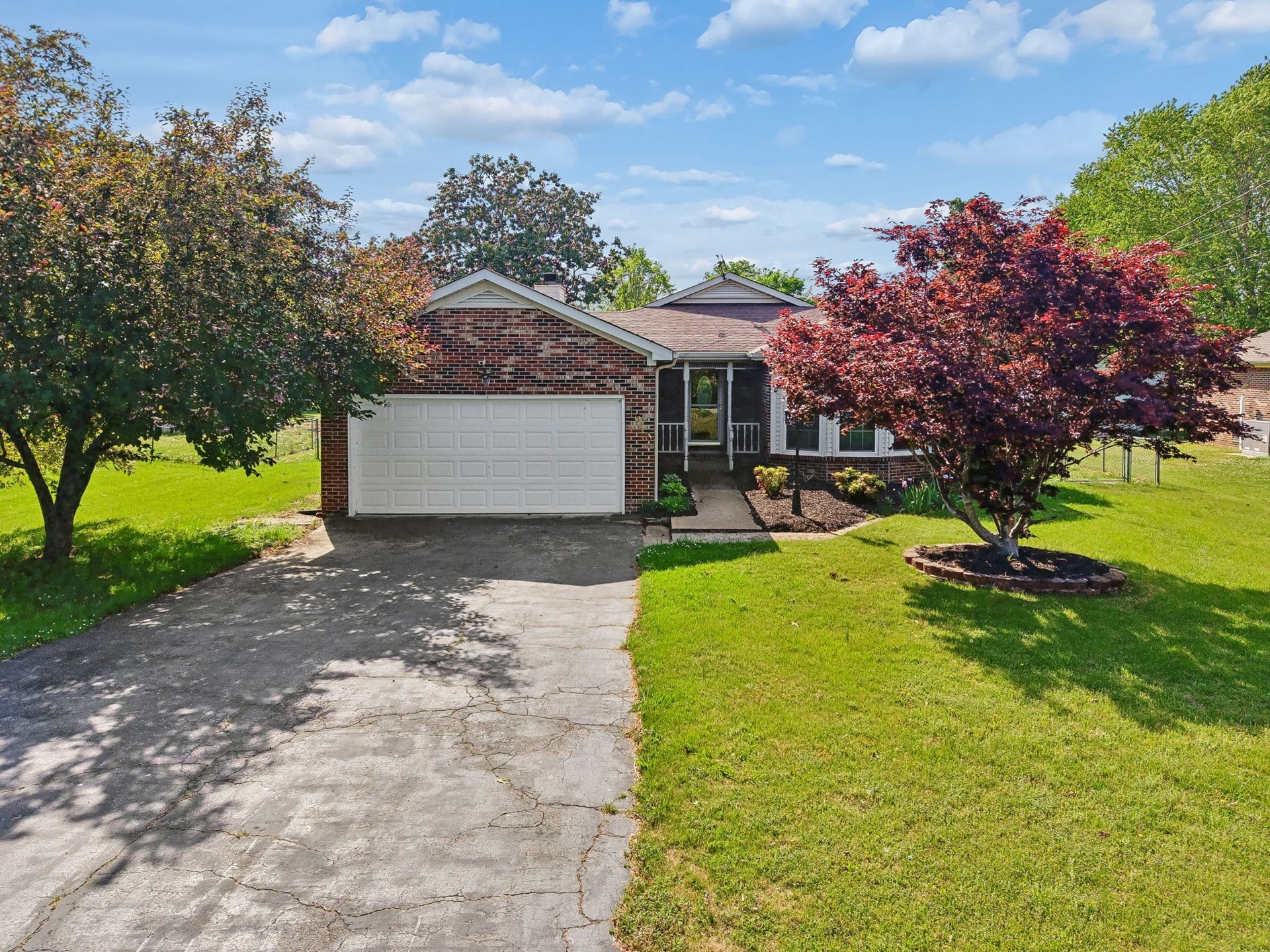 1646 Lillian Cir, Columbia, TN 38401 1646 Lillian Cir, Columbia, TN 38401
