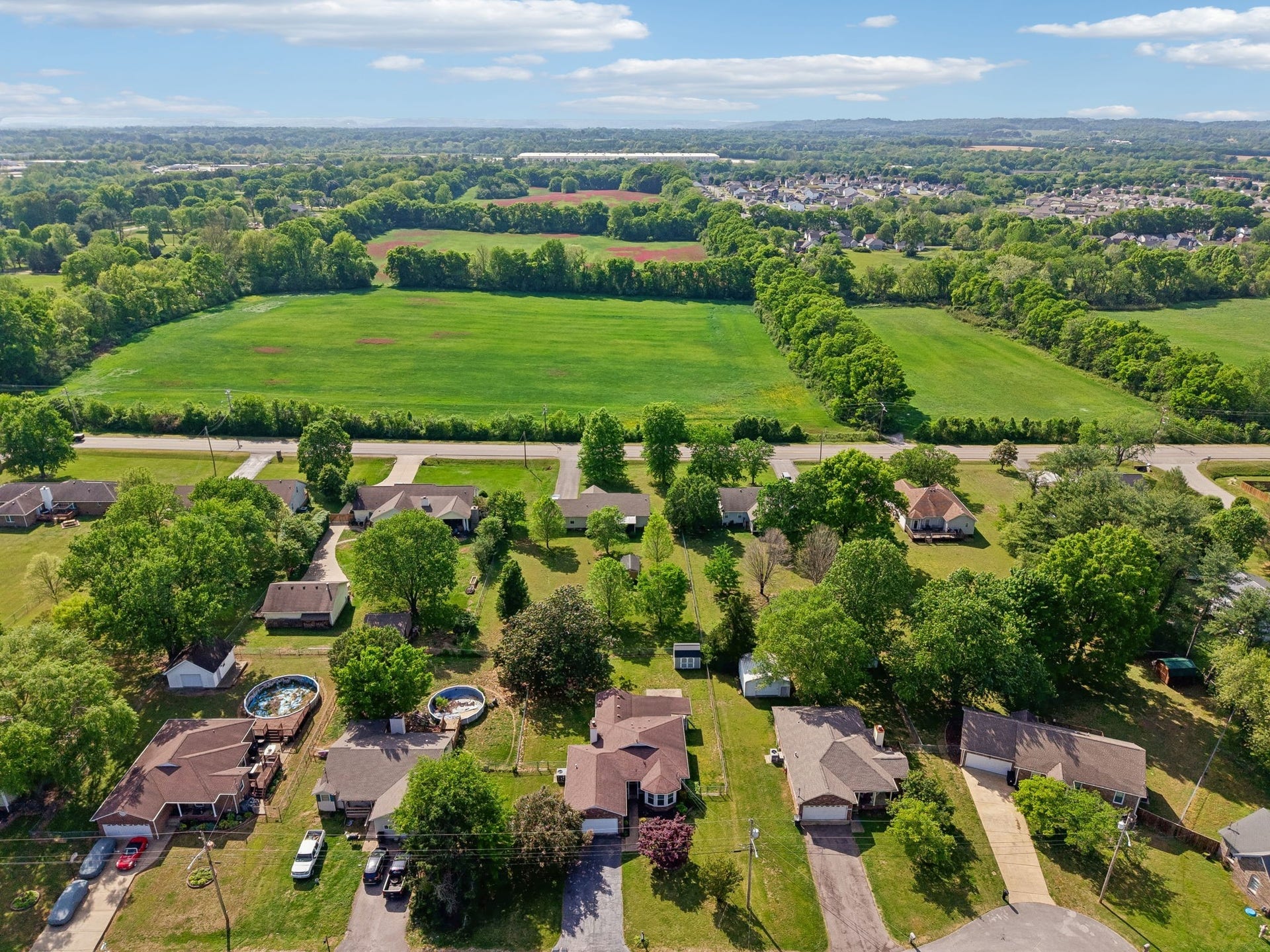1646 Lillian Cir, Columbia, TN 38401 1646 Lillian Cir, Columbia, TN 38401
