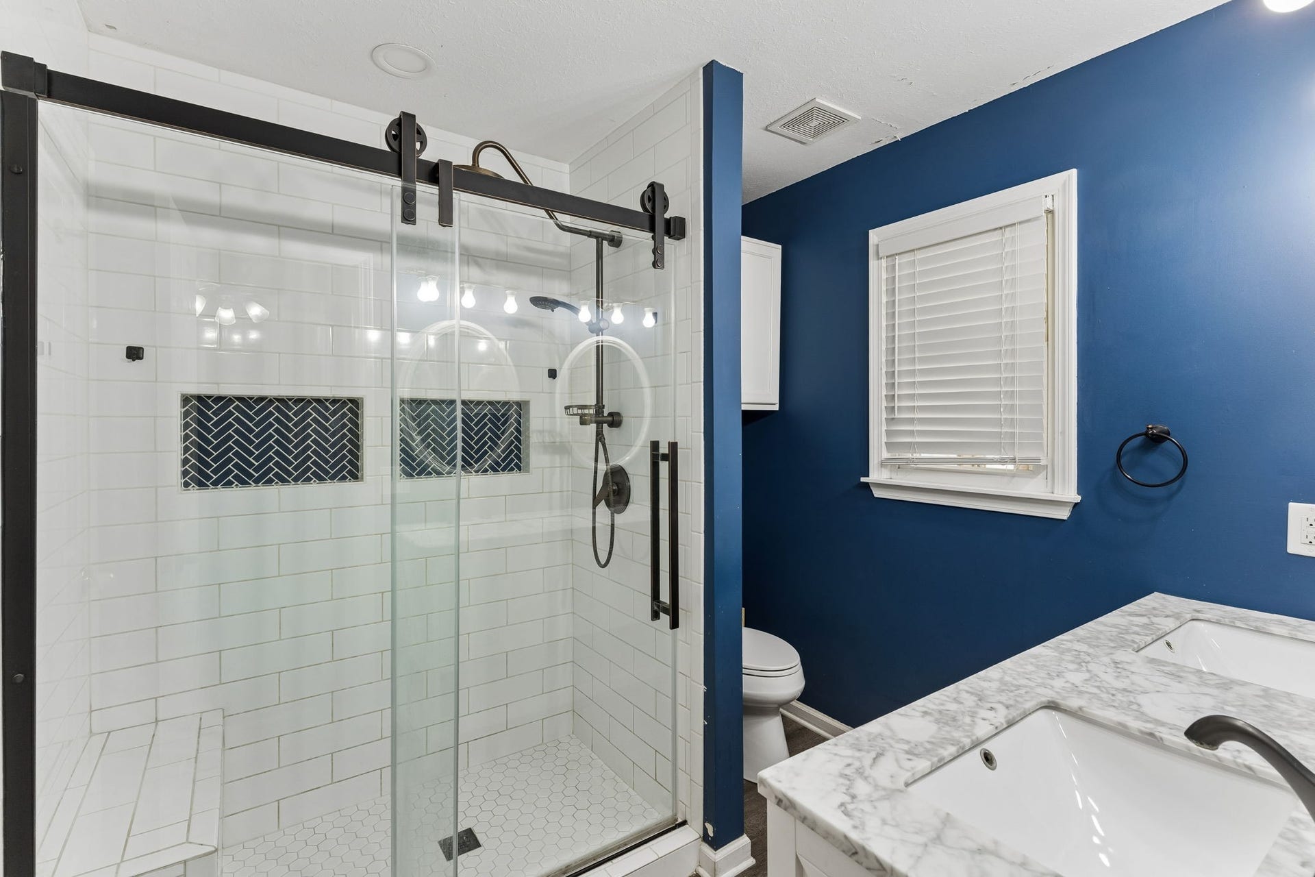 1646 Lillian Cir, Columbia, TN 38401 1646 Lillian Cir, Columbia, TN 38401