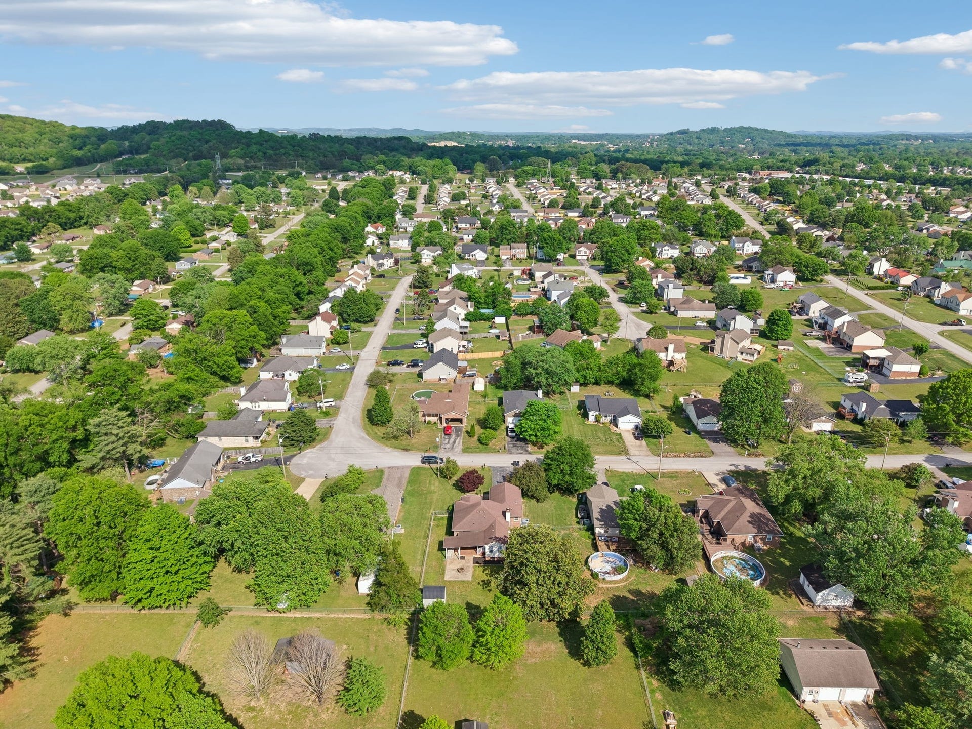 1646 Lillian Cir, Columbia, TN 38401 1646 Lillian Cir, Columbia, TN 38401