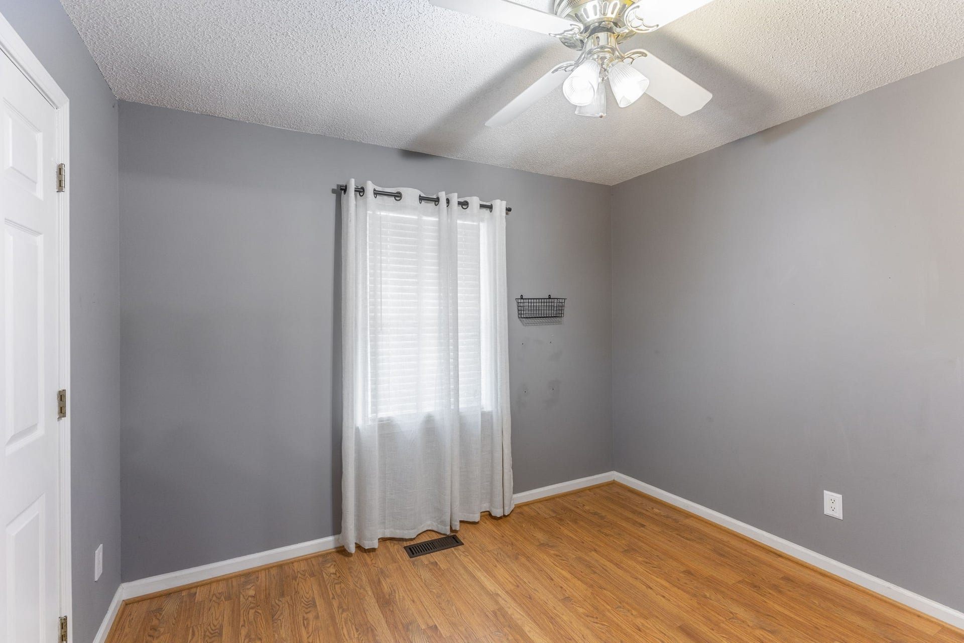 1646 Lillian Cir, Columbia, TN 38401 1646 Lillian Cir, Columbia, TN 38401