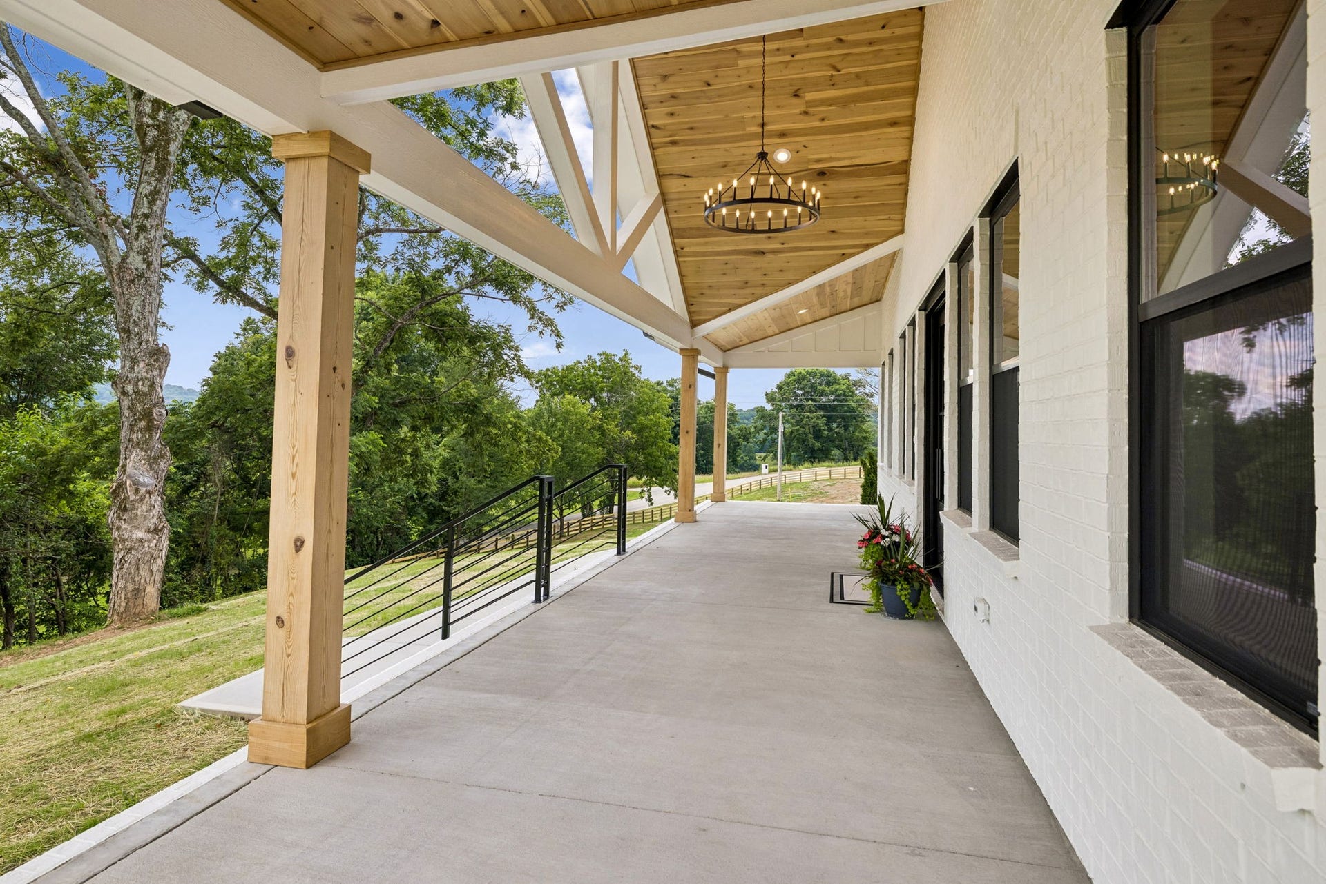 2472 Taylor Rd, Columbia, TN 38401 2472 Taylor Rd, Columbia, TN 38401