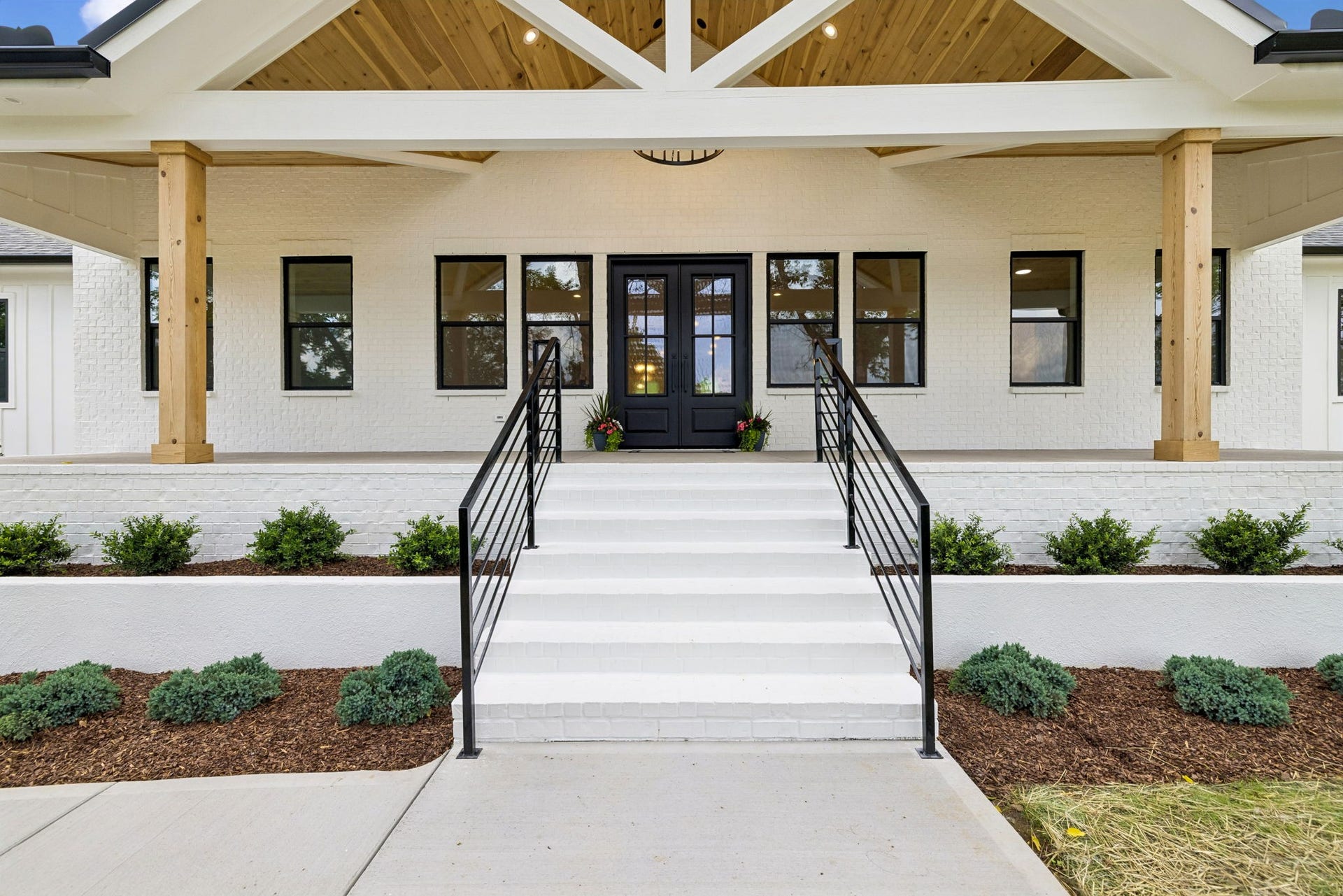 2472 Taylor Rd, Columbia, TN 38401 2472 Taylor Rd, Columbia, TN 38401