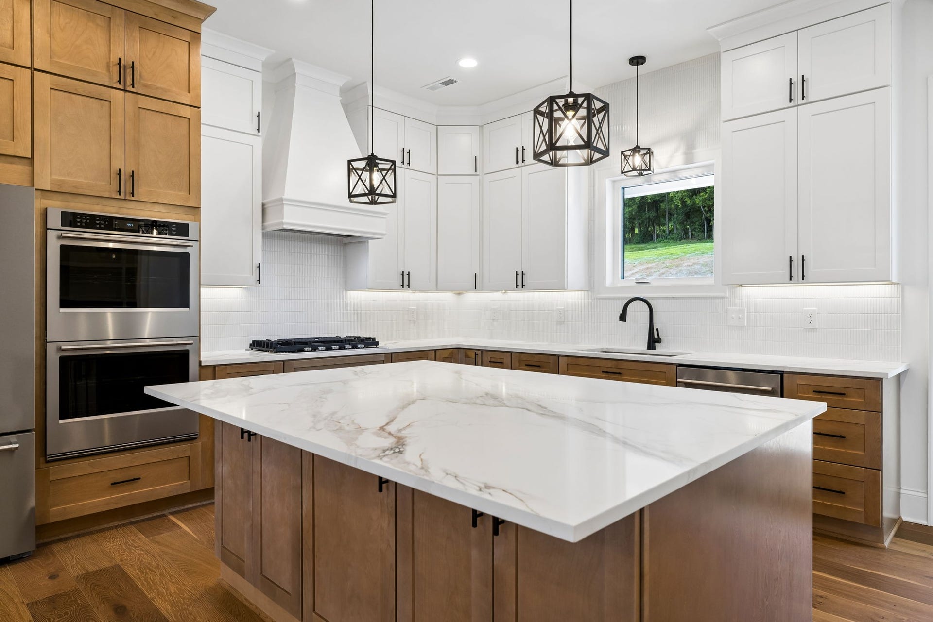 2472 Taylor Rd, Columbia, TN 38401 2472 Taylor Rd, Columbia, TN 38401