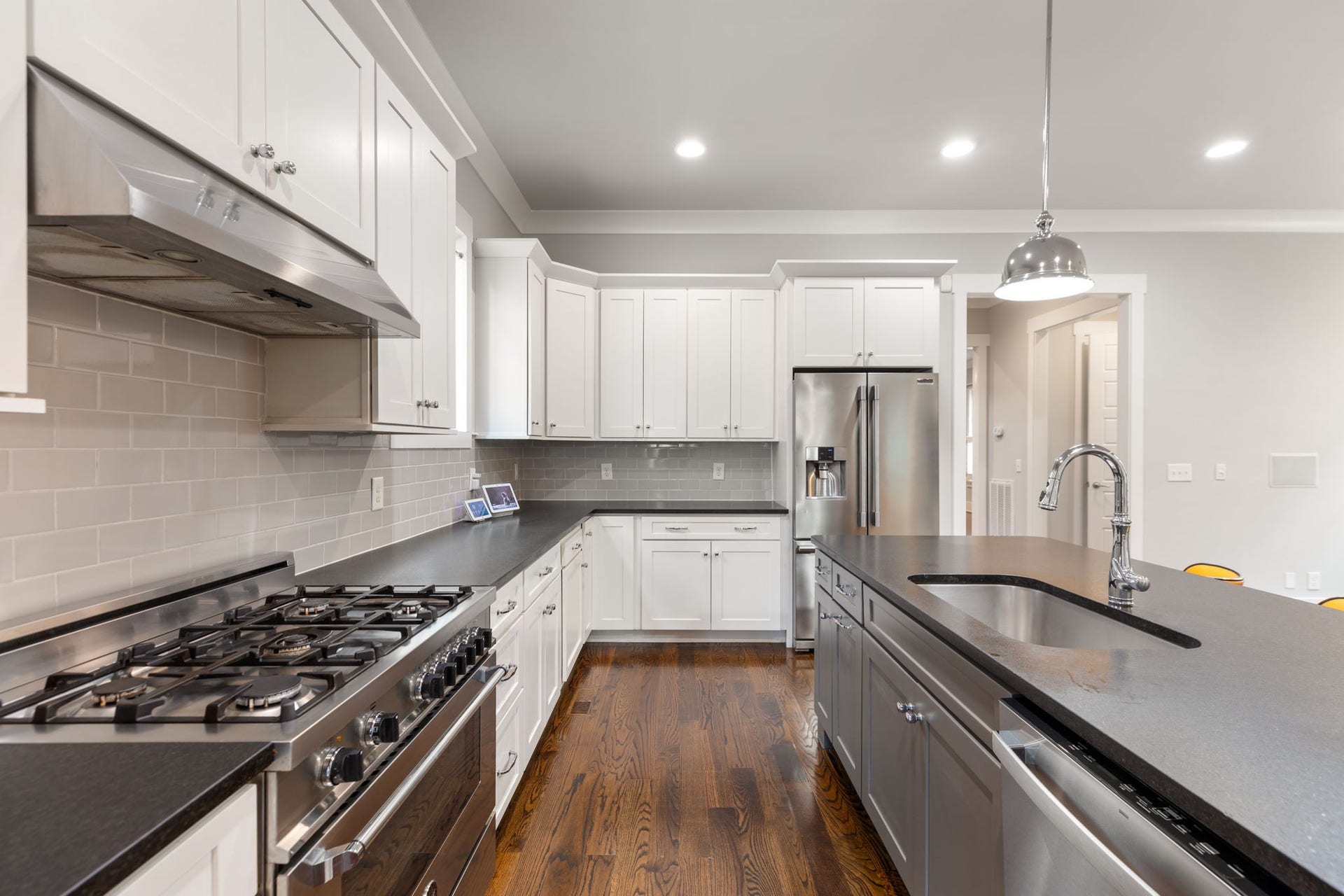 1917 Warfield Dr, Nashville, TN 37215 1917 Warfield Dr, Nashville, TN 37215