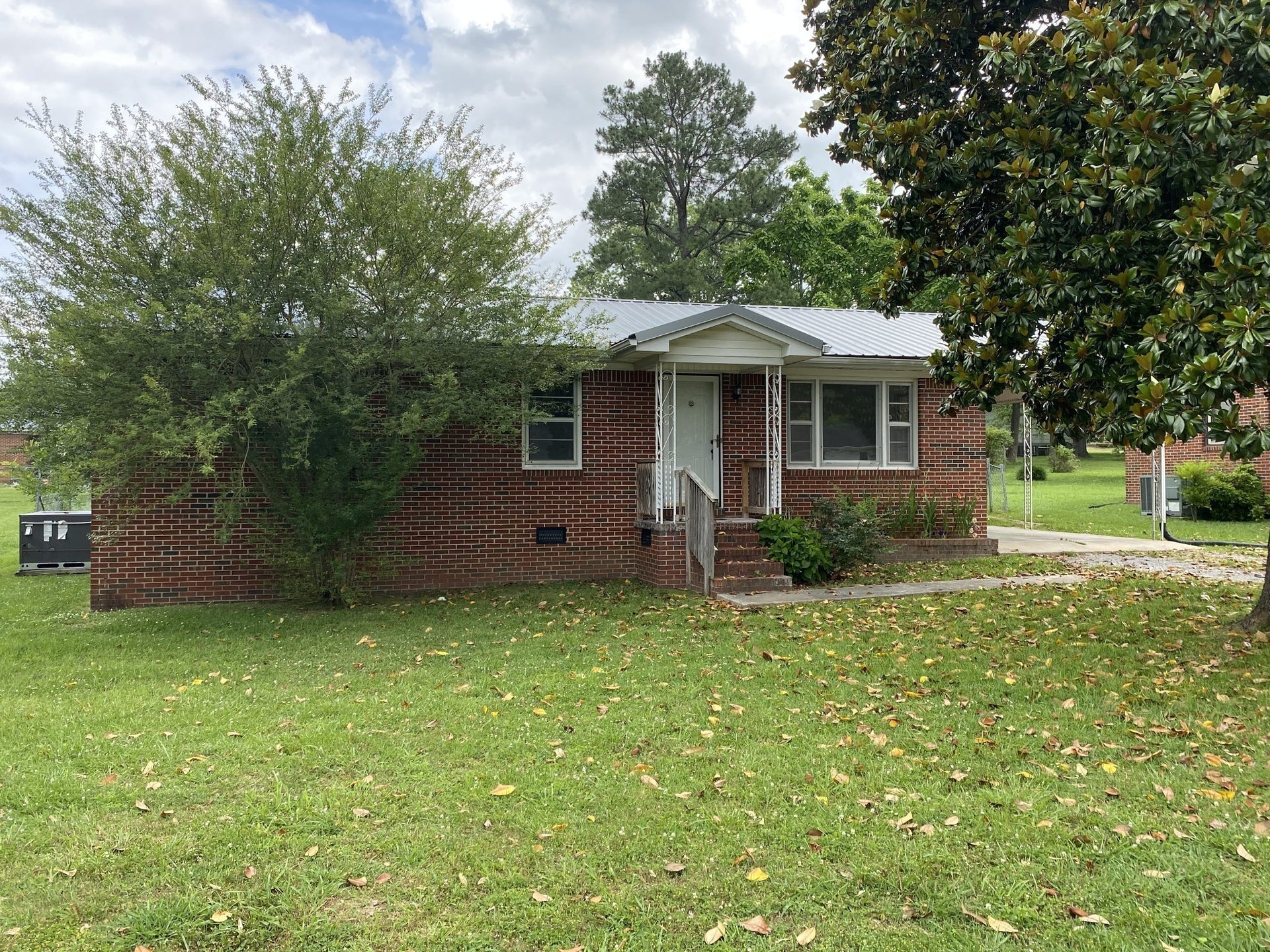 204 Laurel St, Woodbury, TN 37190 204 Laurel St, Woodbury, TN 37190