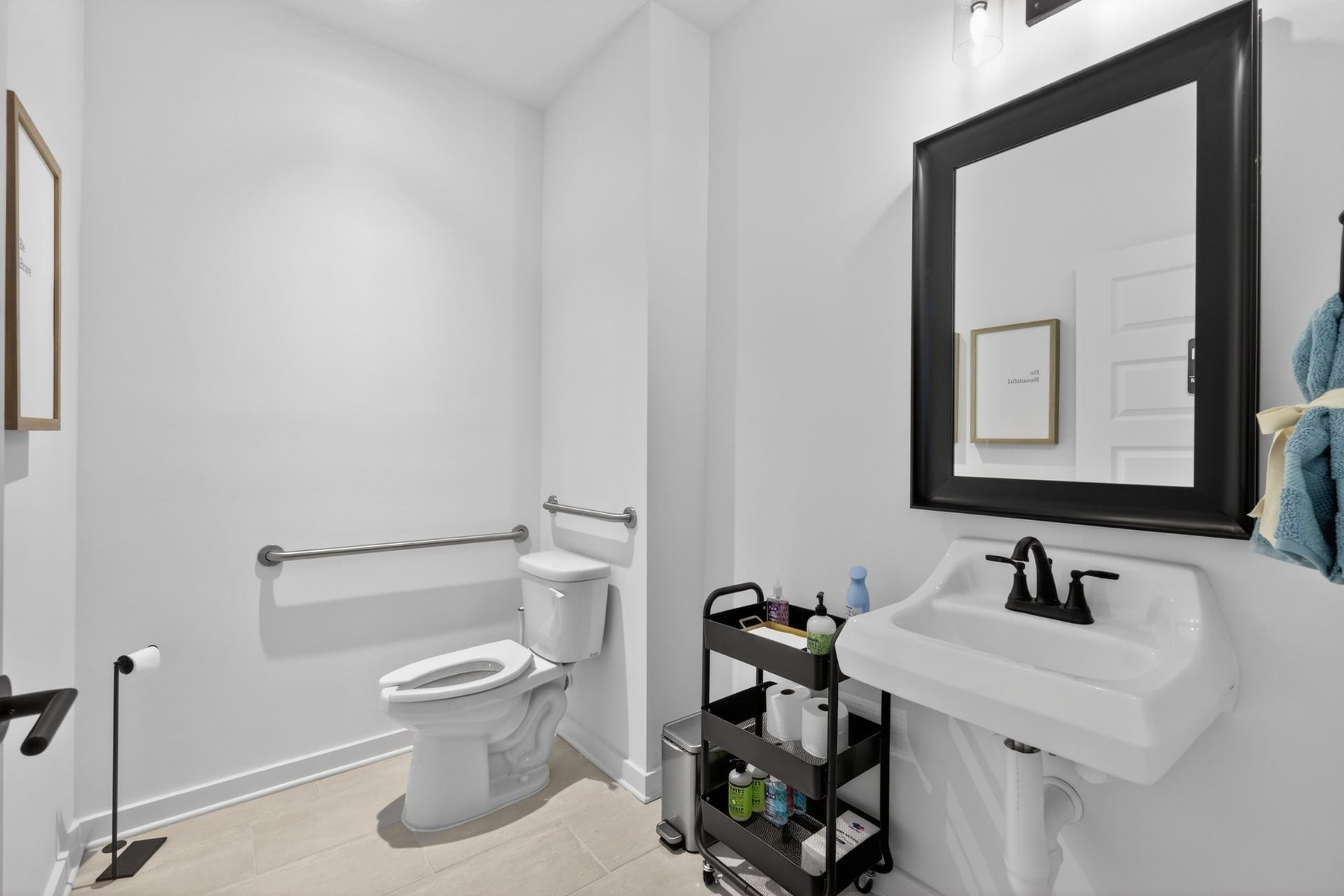 1042 Bluestem Rd, Columbia, TN 38401 Photos are of model home, selections and finishes may vary.
