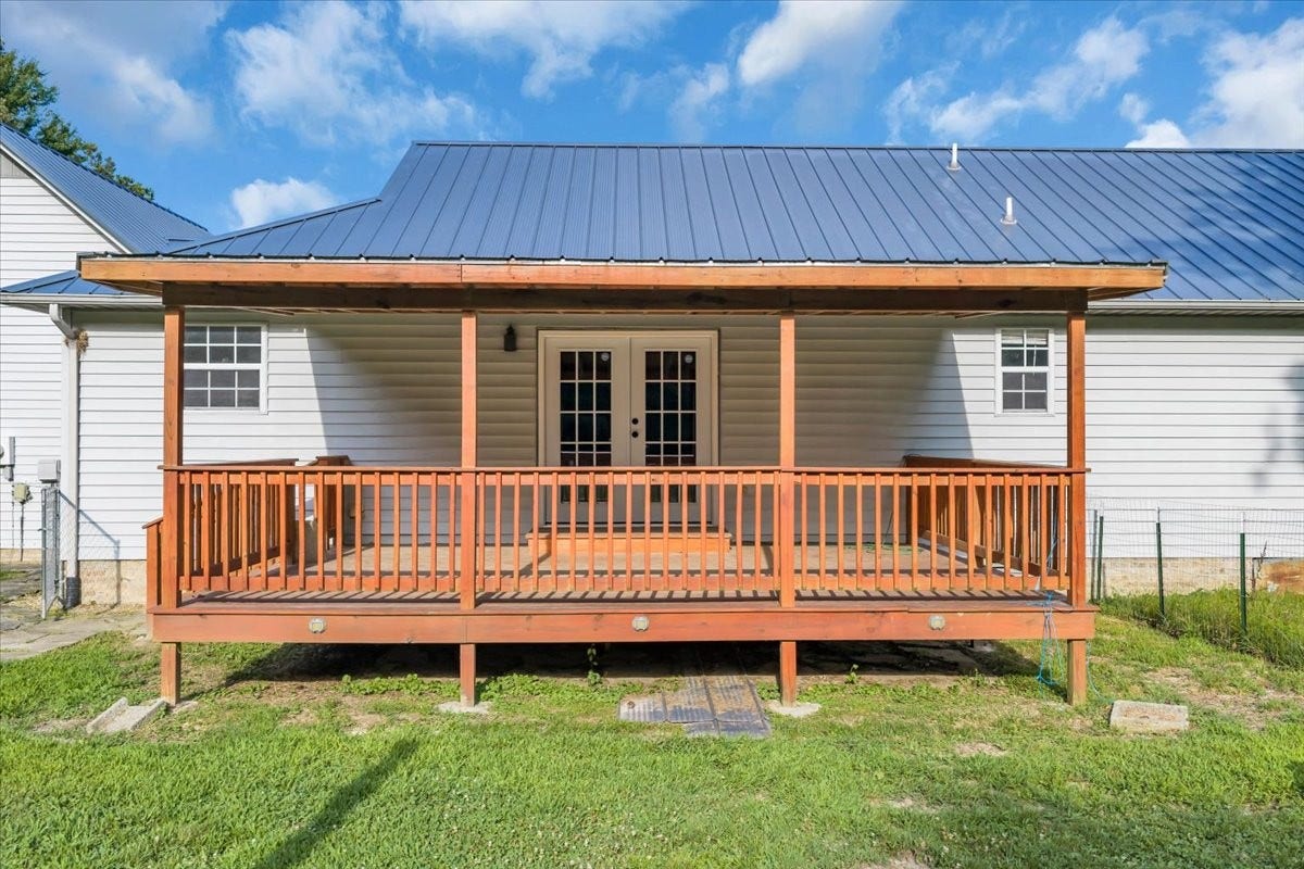 861 Circle Dr, Manchester, TN 37355 861 Circle Dr, Manchester, TN 37355