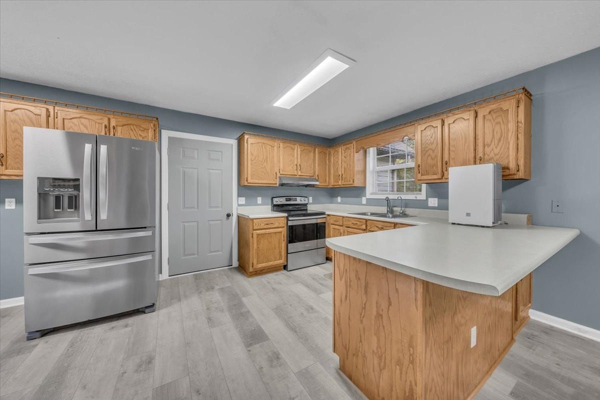861 Circle Dr, Manchester, TN 37355 861 Circle Dr, Manchester, TN 37355