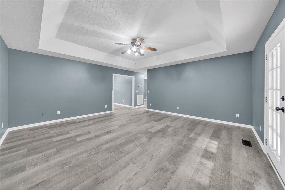 861 Circle Dr, Manchester, TN 37355 861 Circle Dr, Manchester, TN 37355