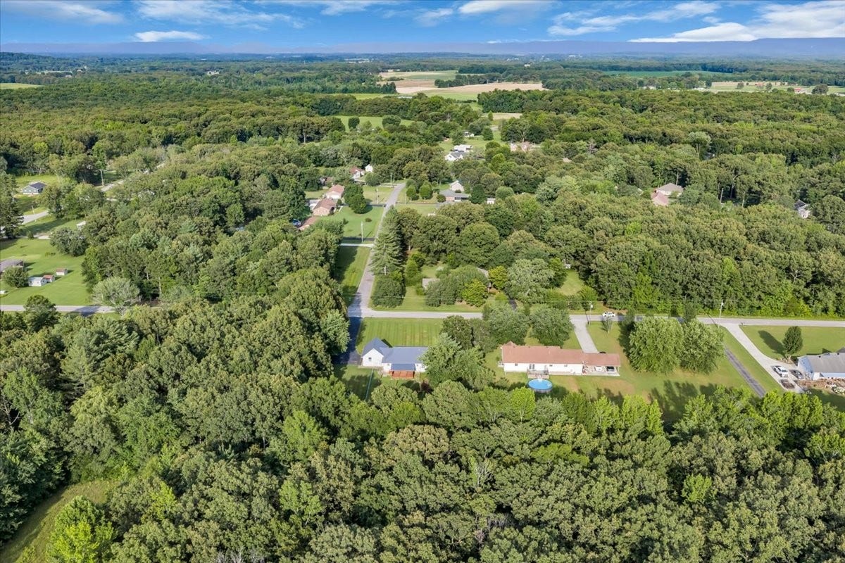 861 Circle Dr, Manchester, TN 37355 861 Circle Dr, Manchester, TN 37355