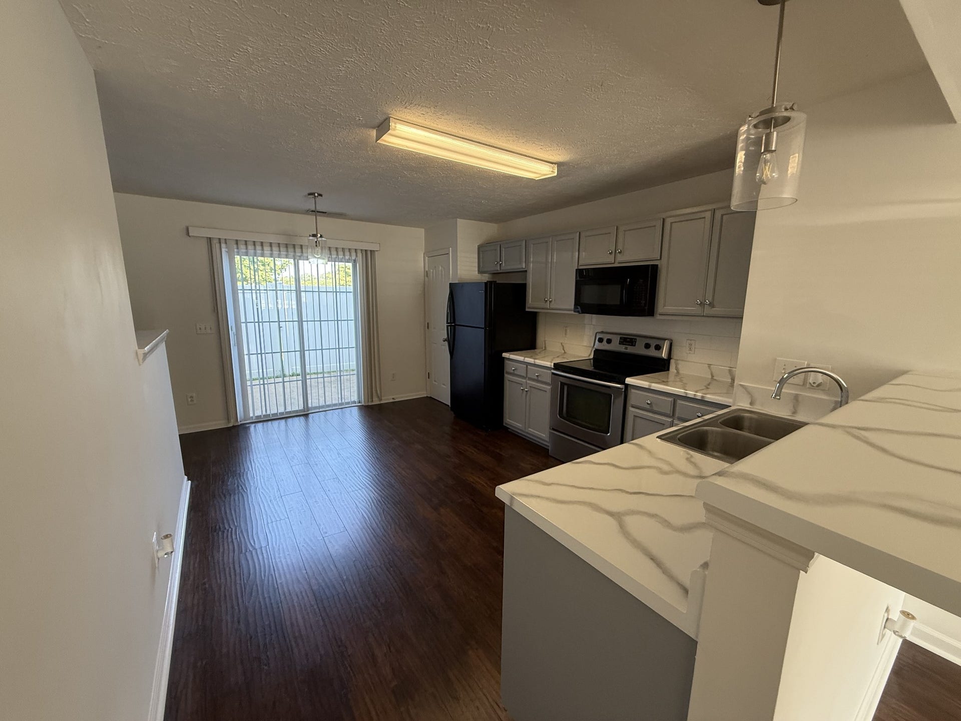 2961 S Rutherford Blvd, #D8, Murfreesboro, TN 37130 2961 S Rutherford Blvd, #D8, Murfreesboro, TN 37130