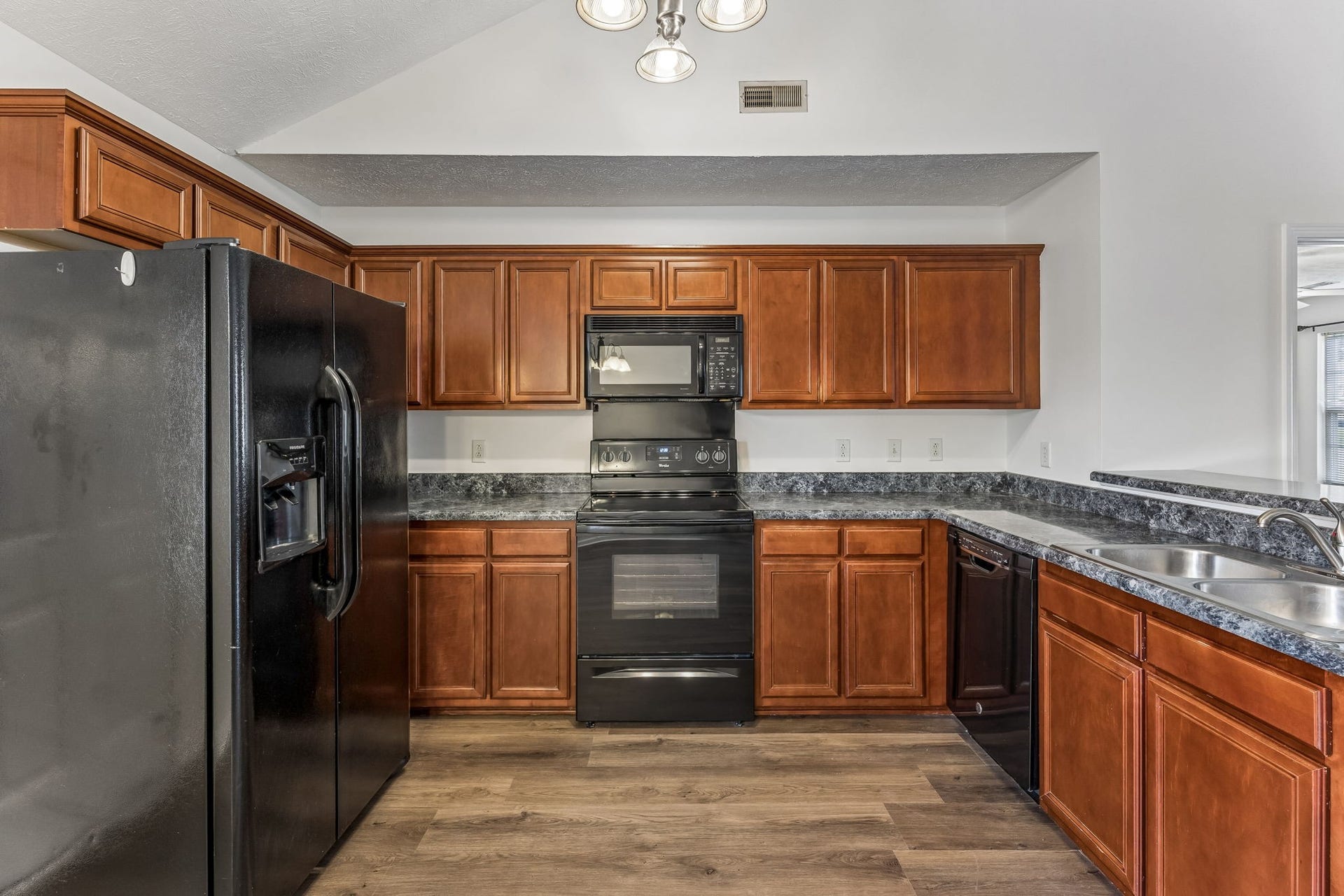 3270 Prater Ct, Murfreesboro, TN 37128 3270 Prater Ct, Murfreesboro, TN 37128