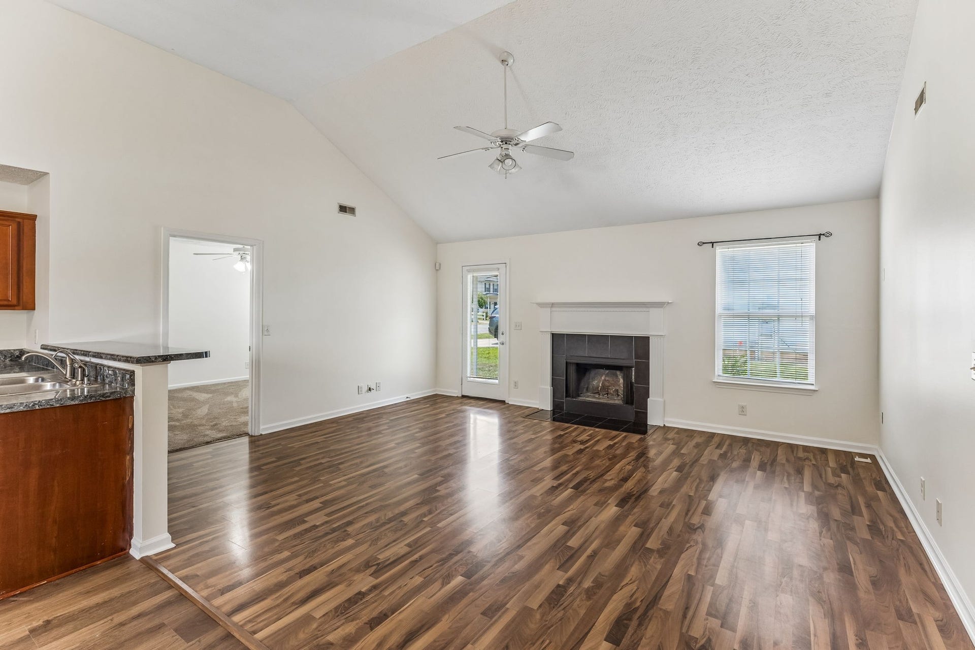 3270 Prater Ct, Murfreesboro, TN 37128 3270 Prater Ct, Murfreesboro, TN 37128