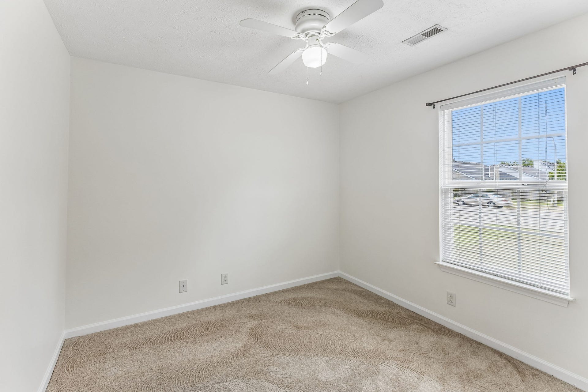 3270 Prater Ct, Murfreesboro, TN 37128 3270 Prater Ct, Murfreesboro, TN 37128