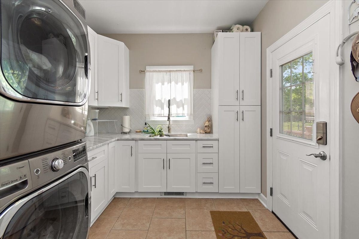 3228 E Compton Rd, Murfreesboro, TN 37130 3228 E Compton Rd, Murfreesboro, TN 37130
