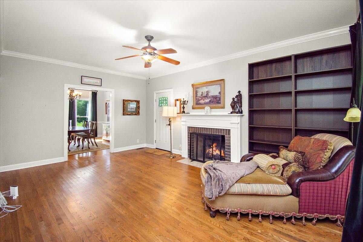 3228 E Compton Rd, Murfreesboro, TN 37130 3228 E Compton Rd, Murfreesboro, TN 37130