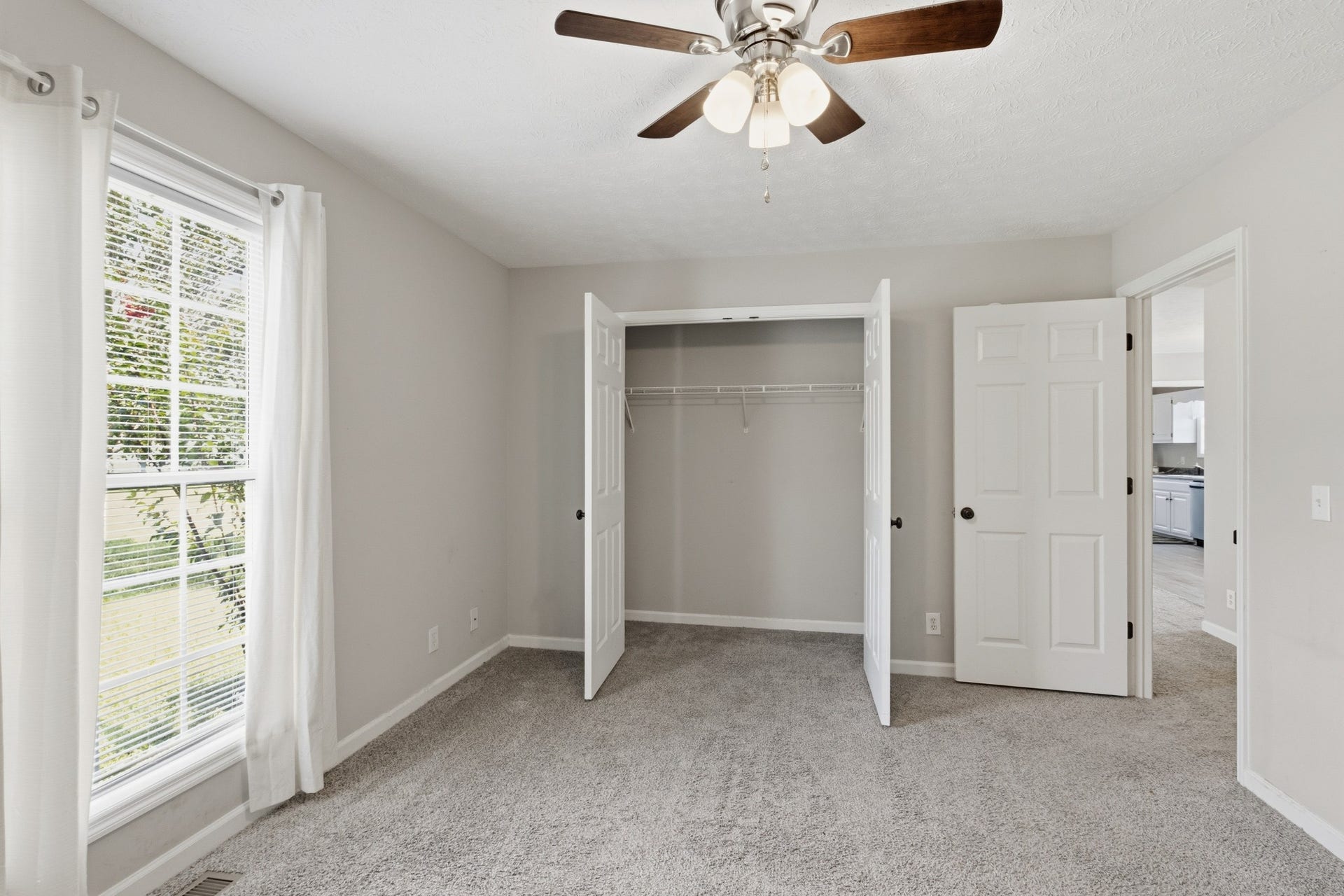 405 Fairway Grn, Shelbyville, TN 37160 405 Fairway Grn, Shelbyville, TN 37160