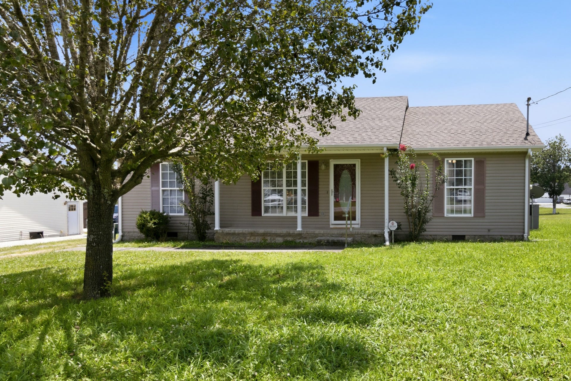 405 Fairway Grn, Shelbyville, TN 37160 405 Fairway Grn, Shelbyville, TN 37160