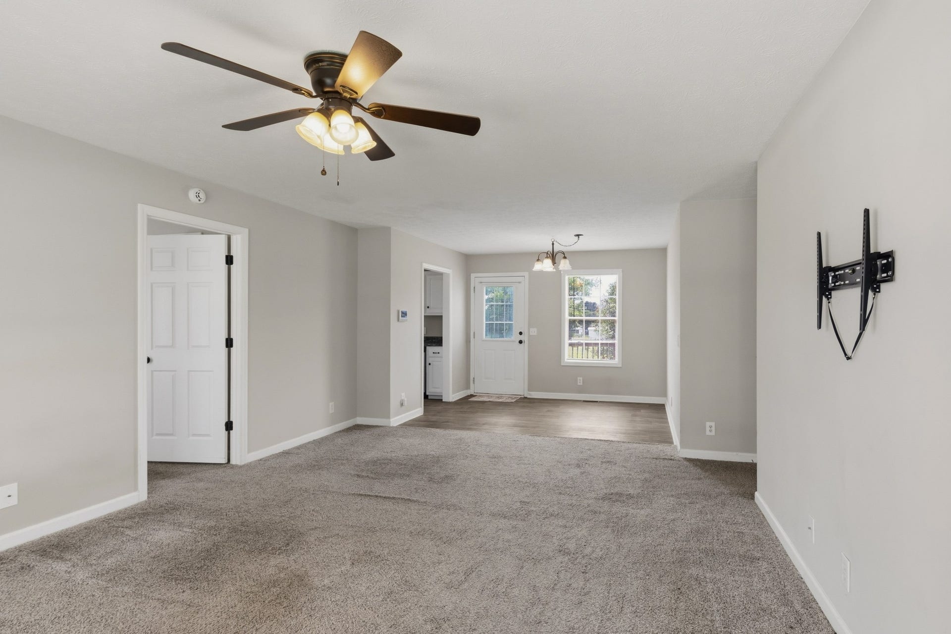 405 Fairway Grn, Shelbyville, TN 37160 405 Fairway Grn, Shelbyville, TN 37160