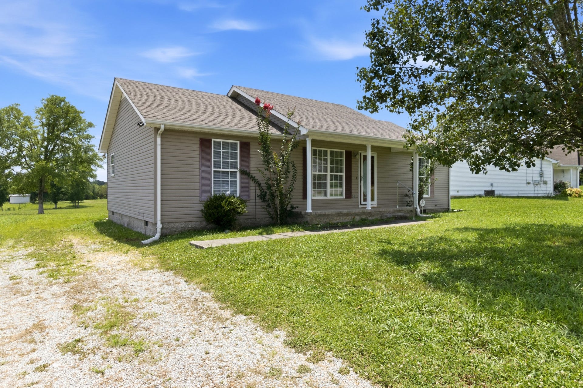 405 Fairway Grn, Shelbyville, TN 37160 405 Fairway Grn, Shelbyville, TN 37160