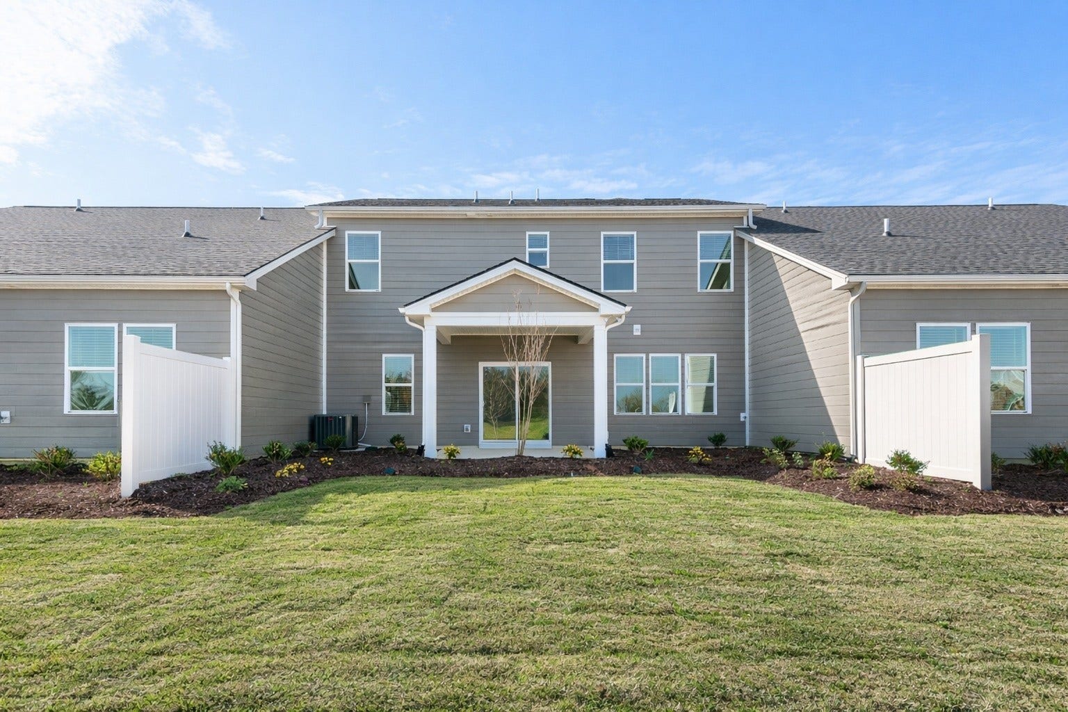 2315 Audubon Ln, #GTR069, Murfreesboro, TN 37128 Low maintenance living with spacious yards -- maintained by the HOA