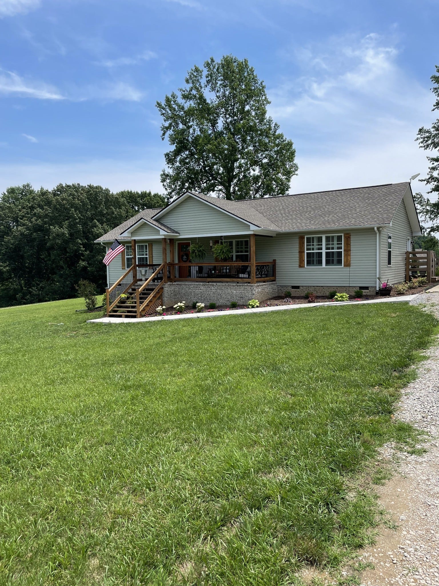 9372 Elk Ridge Rd, Mount Pleasant, TN 38474 9372 Elk Ridge Rd, Mount Pleasant, TN 38474