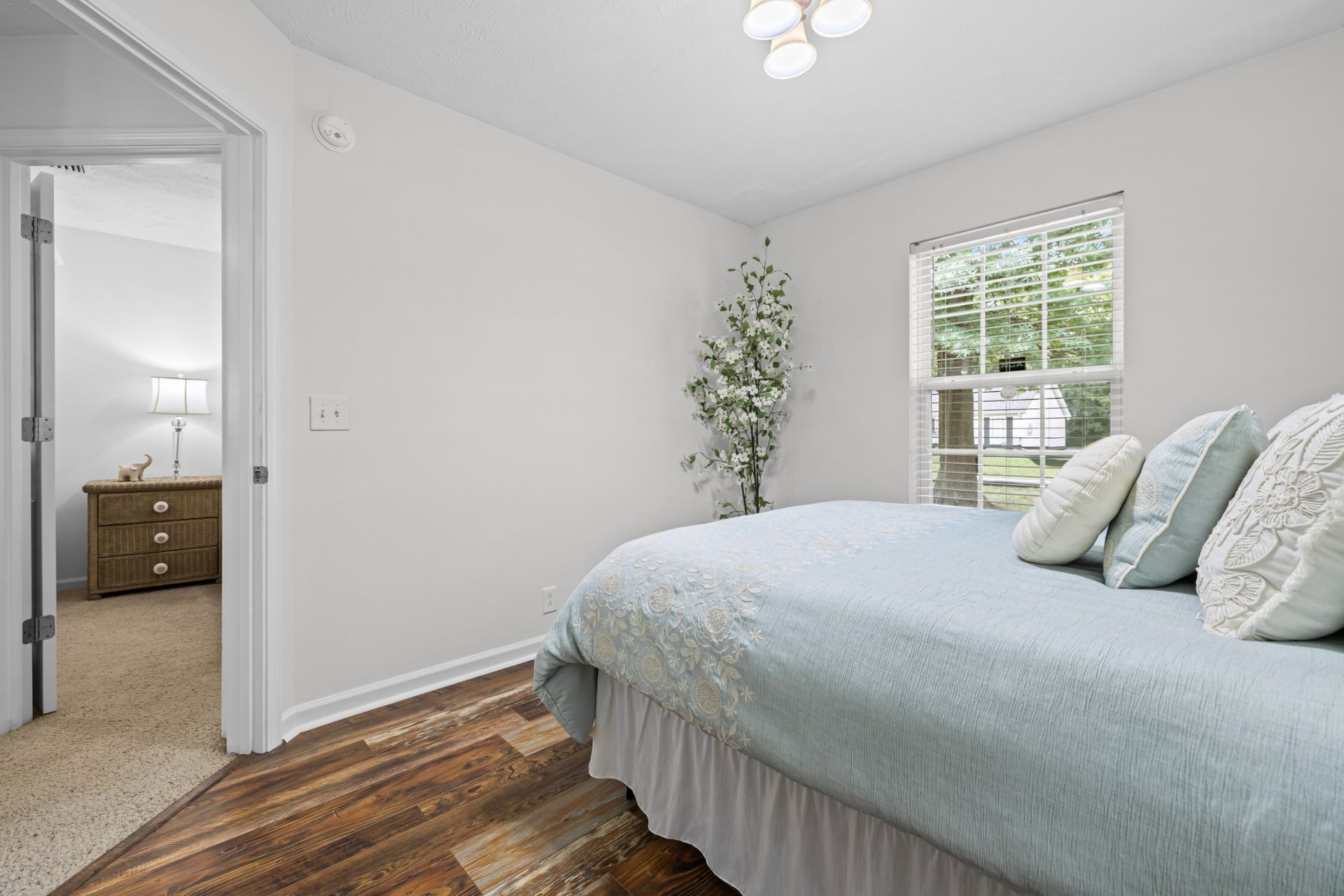 2735 Roscommon Dr, Murfreesboro, TN 37128 2735 Roscommon Dr, Murfreesboro, TN 37128