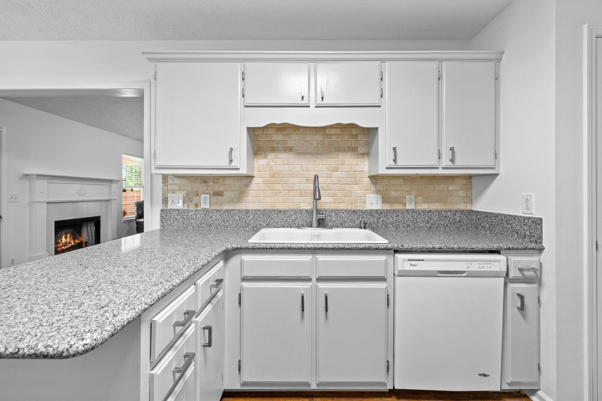 2735 Roscommon Dr, Murfreesboro, TN 37128 2735 Roscommon Dr, Murfreesboro, TN 37128