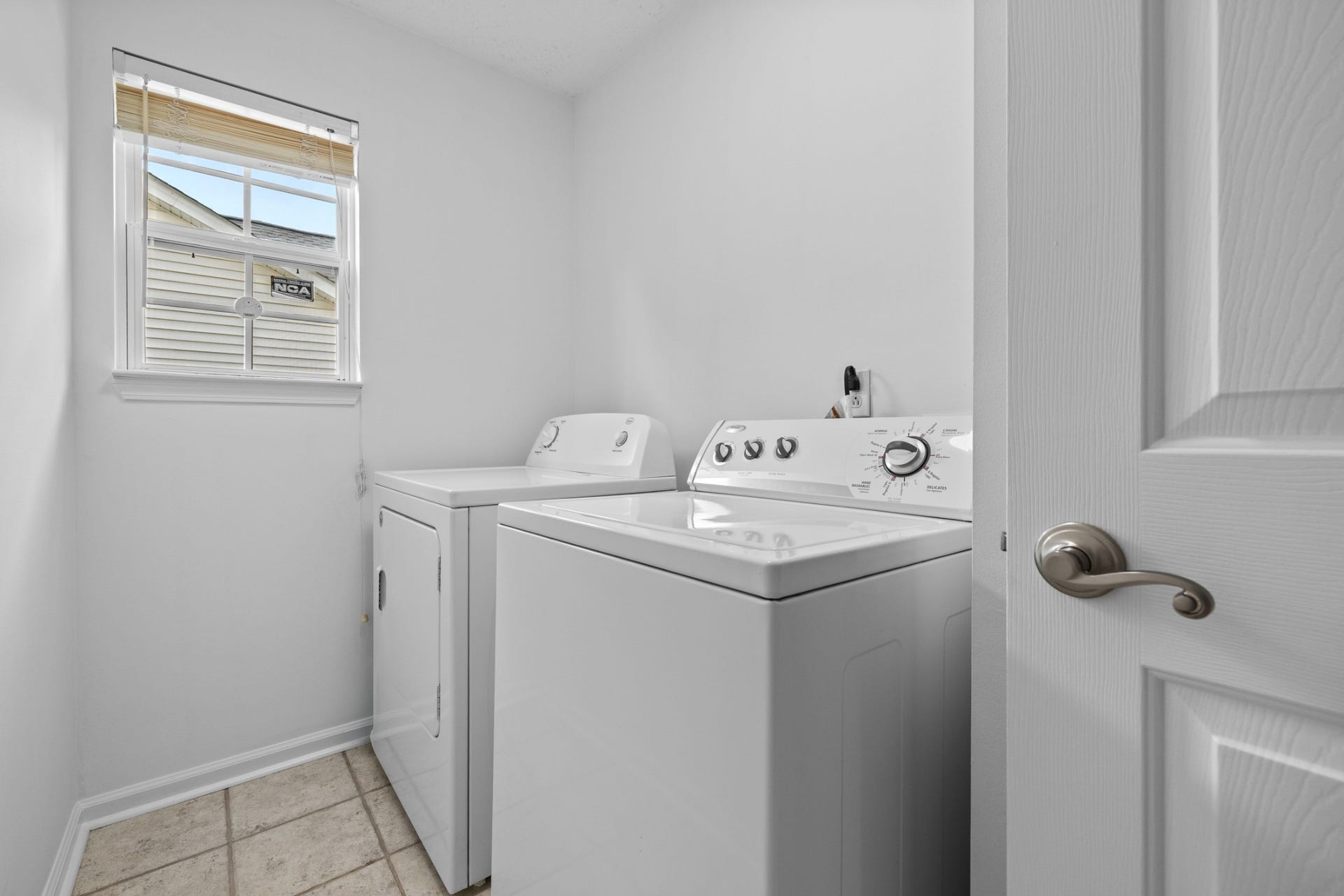 2735 Roscommon Dr, Murfreesboro, TN 37128 2735 Roscommon Dr, Murfreesboro, TN 37128