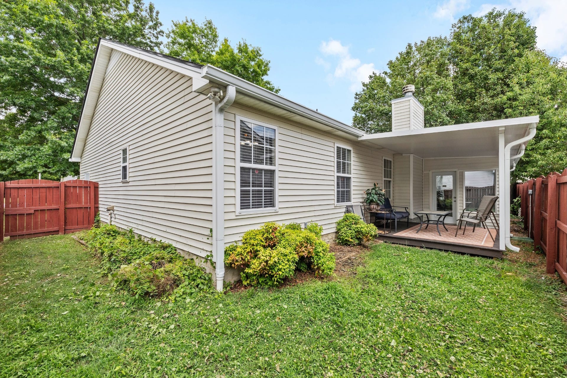 2735 Roscommon Dr, Murfreesboro, TN 37128 2735 Roscommon Dr, Murfreesboro, TN 37128