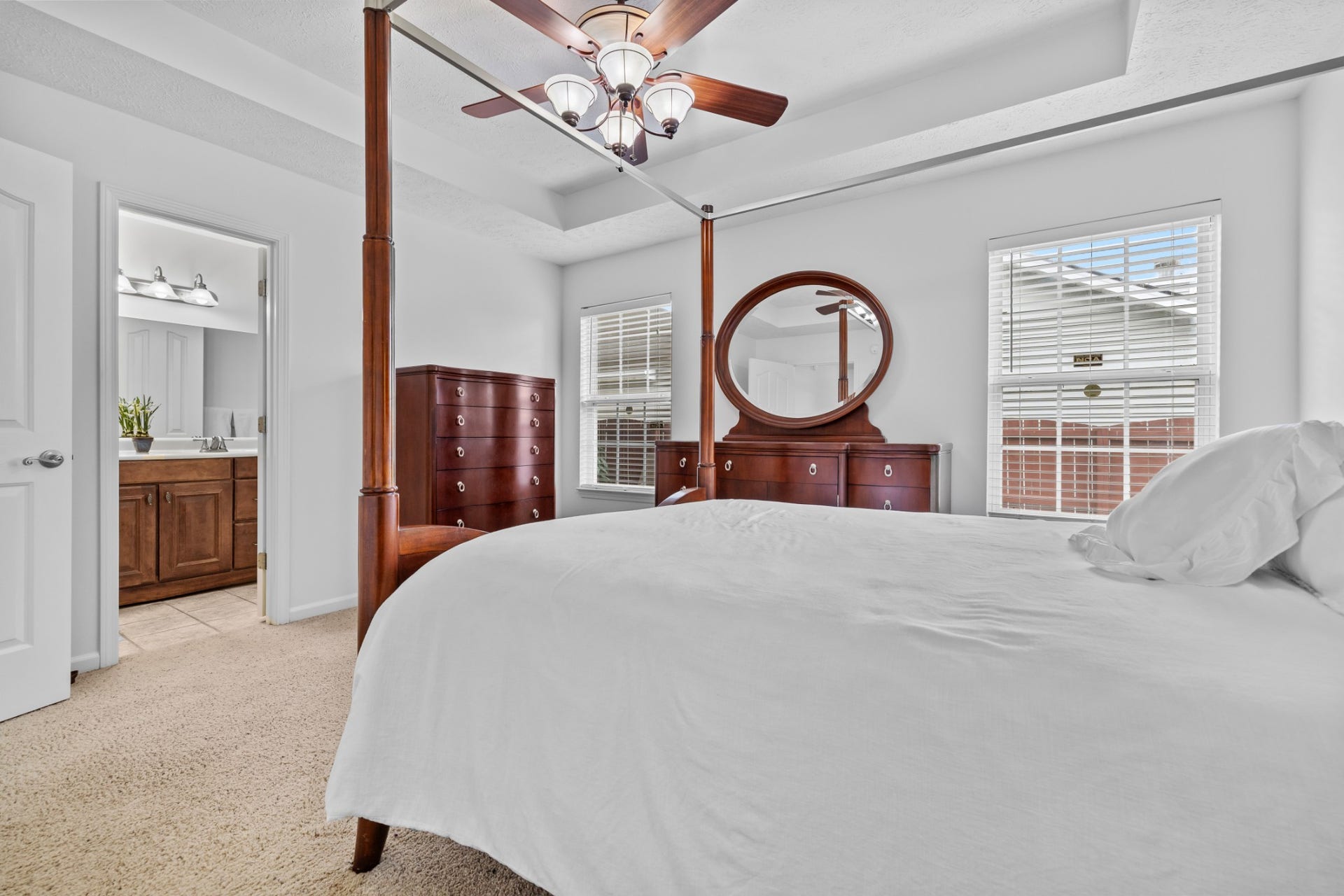 2735 Roscommon Dr, Murfreesboro, TN 37128 2735 Roscommon Dr, Murfreesboro, TN 37128