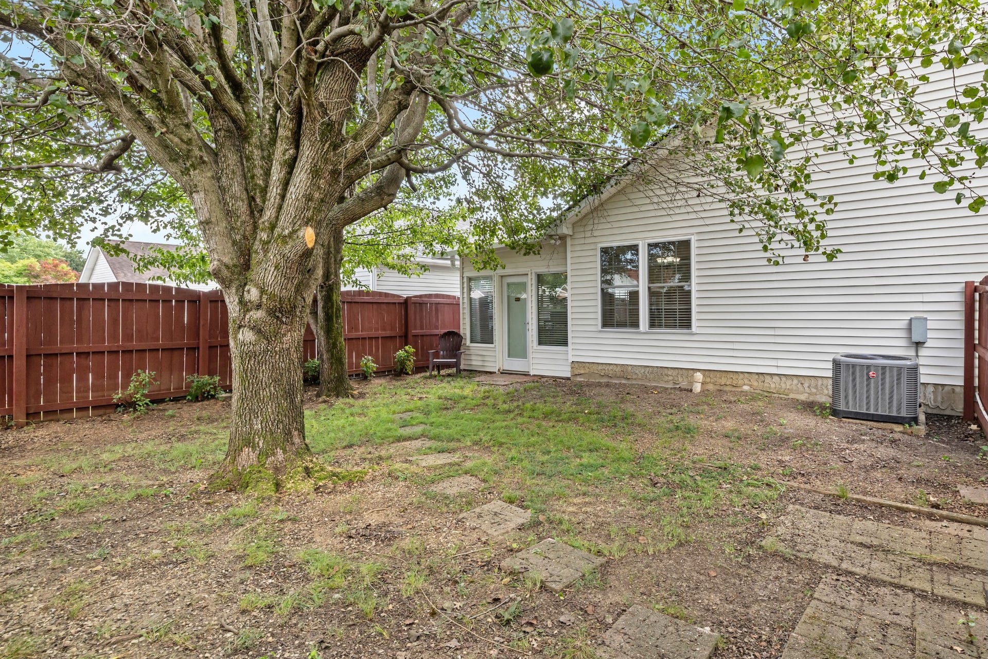 2735 Roscommon Dr, Murfreesboro, TN 37128 2735 Roscommon Dr, Murfreesboro, TN 37128