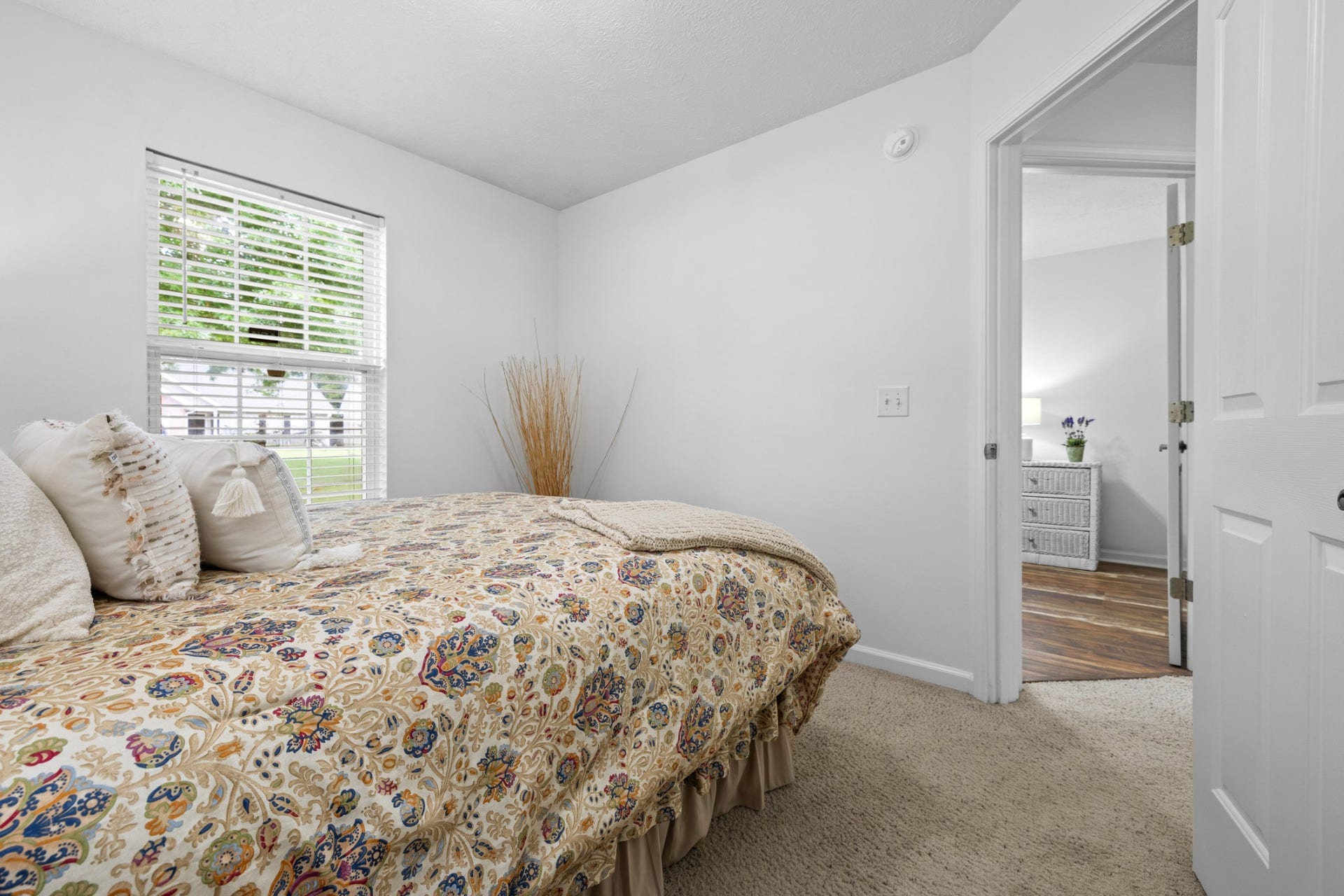 2735 Roscommon Dr, Murfreesboro, TN 37128 2735 Roscommon Dr, Murfreesboro, TN 37128