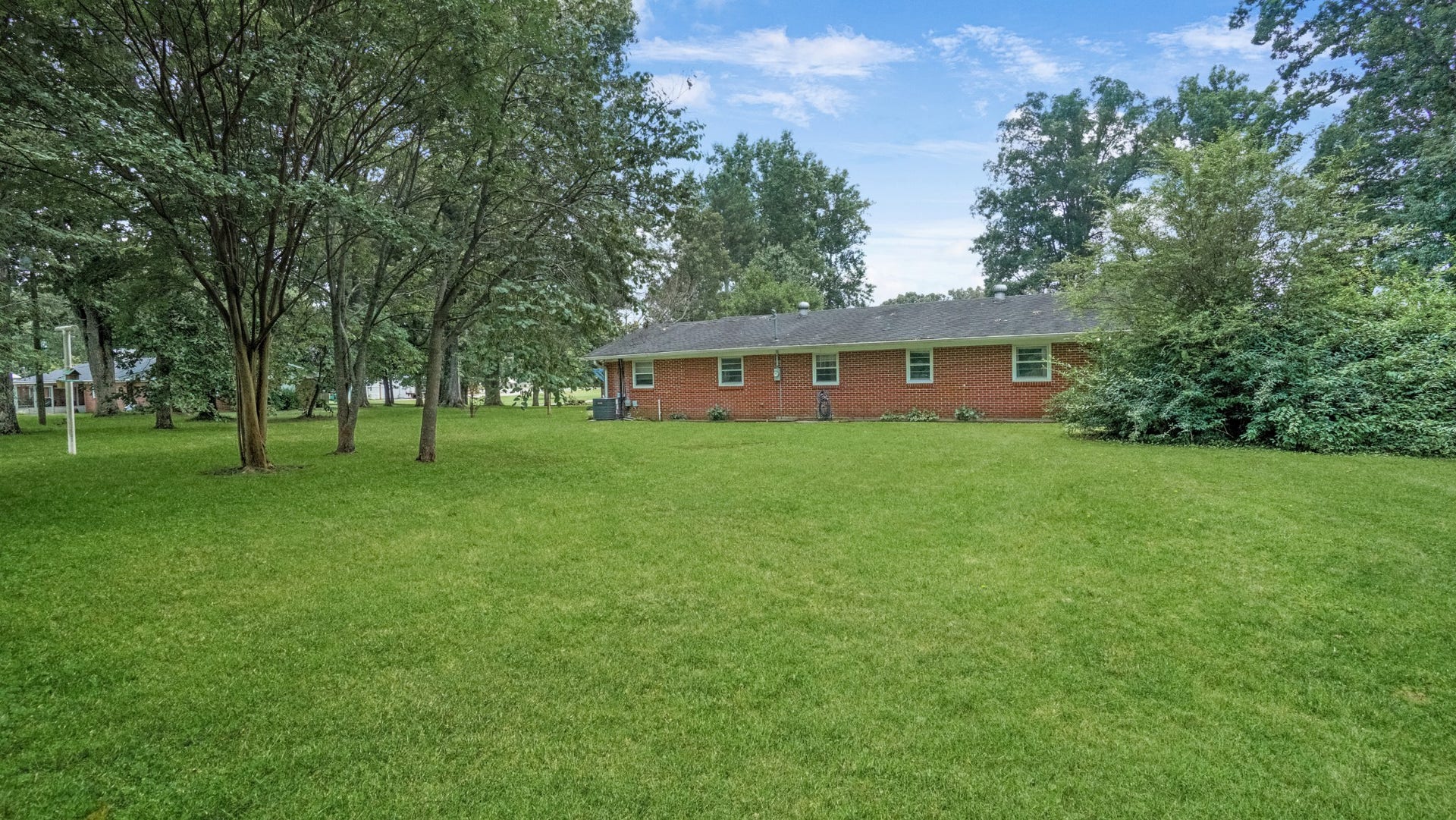 2360 Murfreesboro Hwy, Manchester, TN 37355 2360 Murfreesboro Hwy, Manchester, TN 37355
