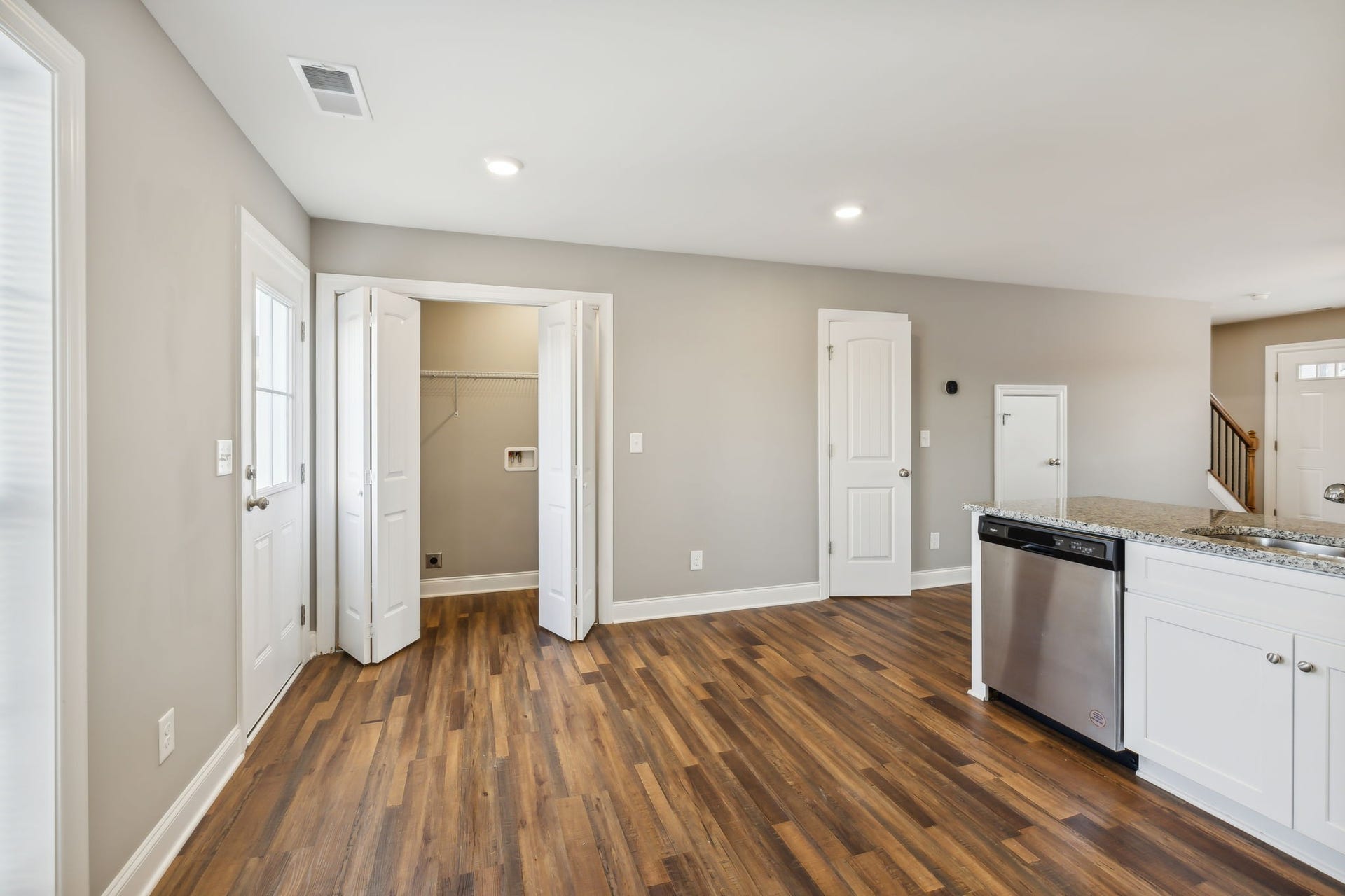 906 Sutton Cv, Columbia, TN 38401 906 Sutton Cv, Columbia, TN 38401