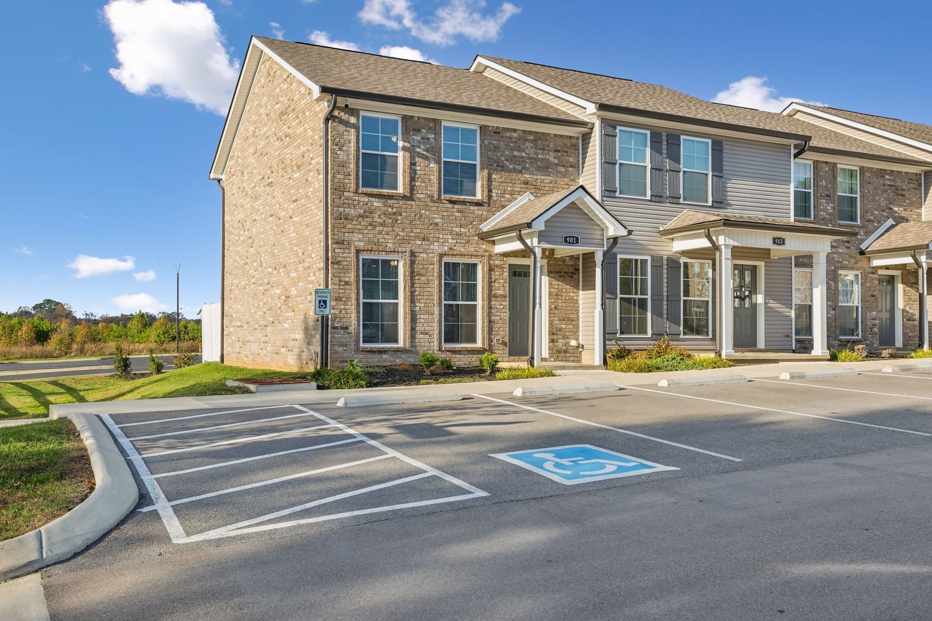 906 Sutton Cv, Columbia, TN 38401 906 Sutton Cv, Columbia, TN 38401