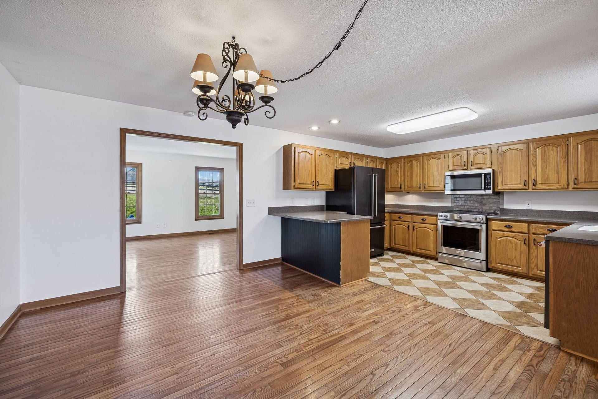3188 Hampshire Pike, Mount Pleasant, TN 38474 3188 Hampshire Pike, Mount Pleasant, TN 38474