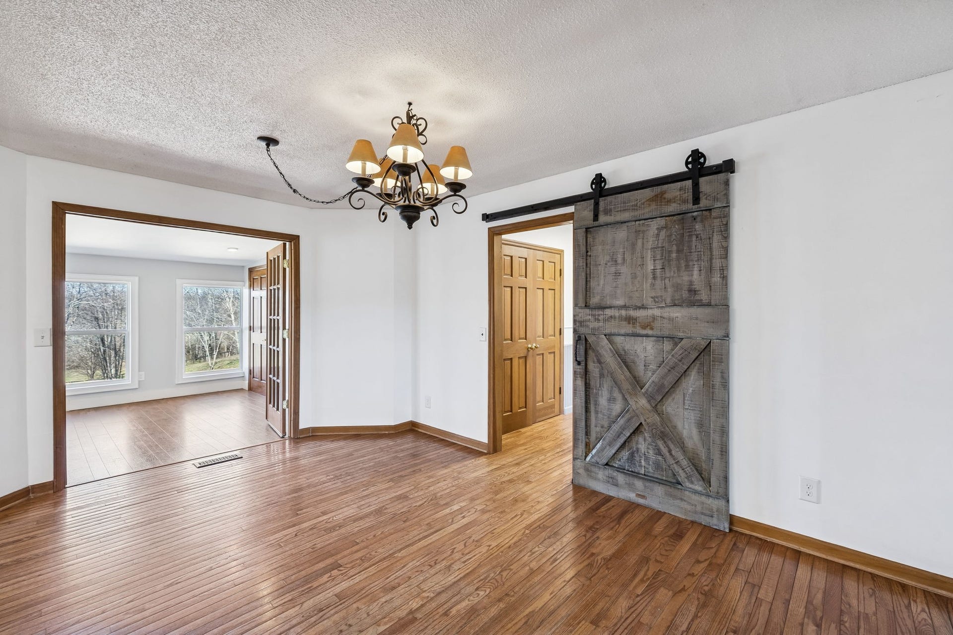 3188 Hampshire Pike, Mount Pleasant, TN 38474 3188 Hampshire Pike, Mount Pleasant, TN 38474