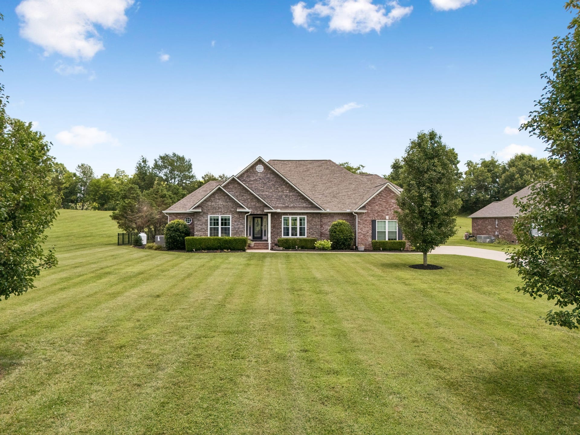 1013 The Long Run, Columbia, TN 38401 1013 The Long Run, Columbia, TN 38401