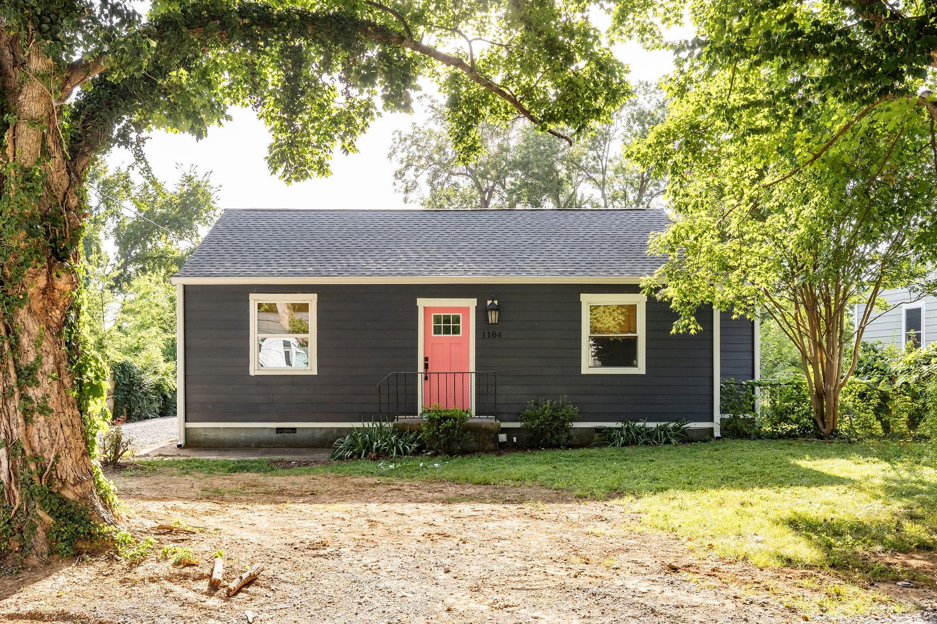1104 Matthews Pl, #A, Nashville, TN 37206 Gorgeous mature trees