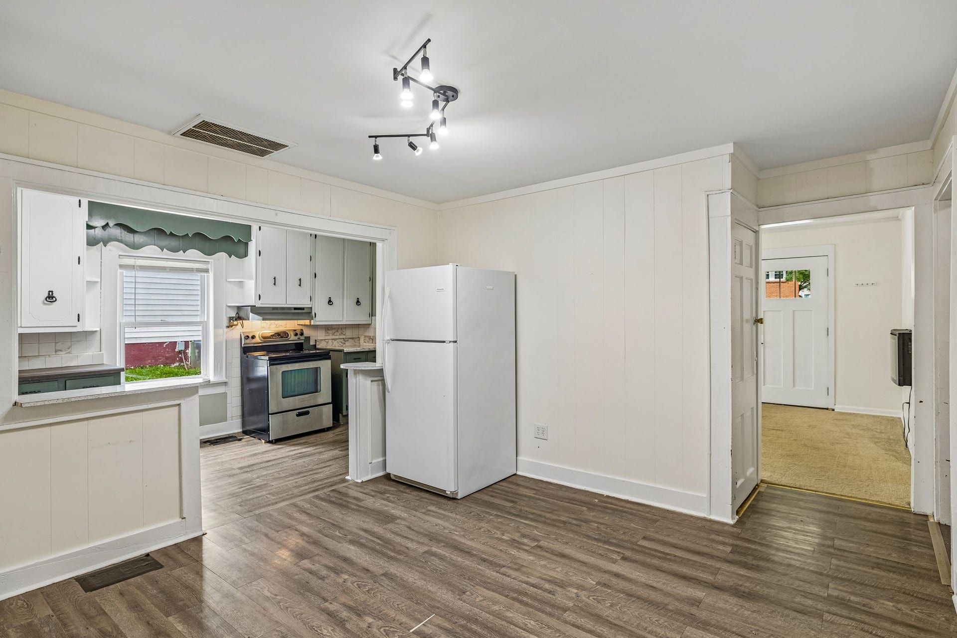 305 Eugene Rd, Columbia, TN 38401 305 Eugene Rd, Columbia, TN 38401