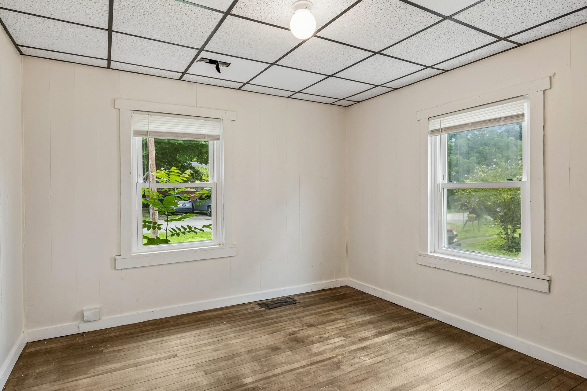 305 Eugene Rd, Columbia, TN 38401 305 Eugene Rd, Columbia, TN 38401