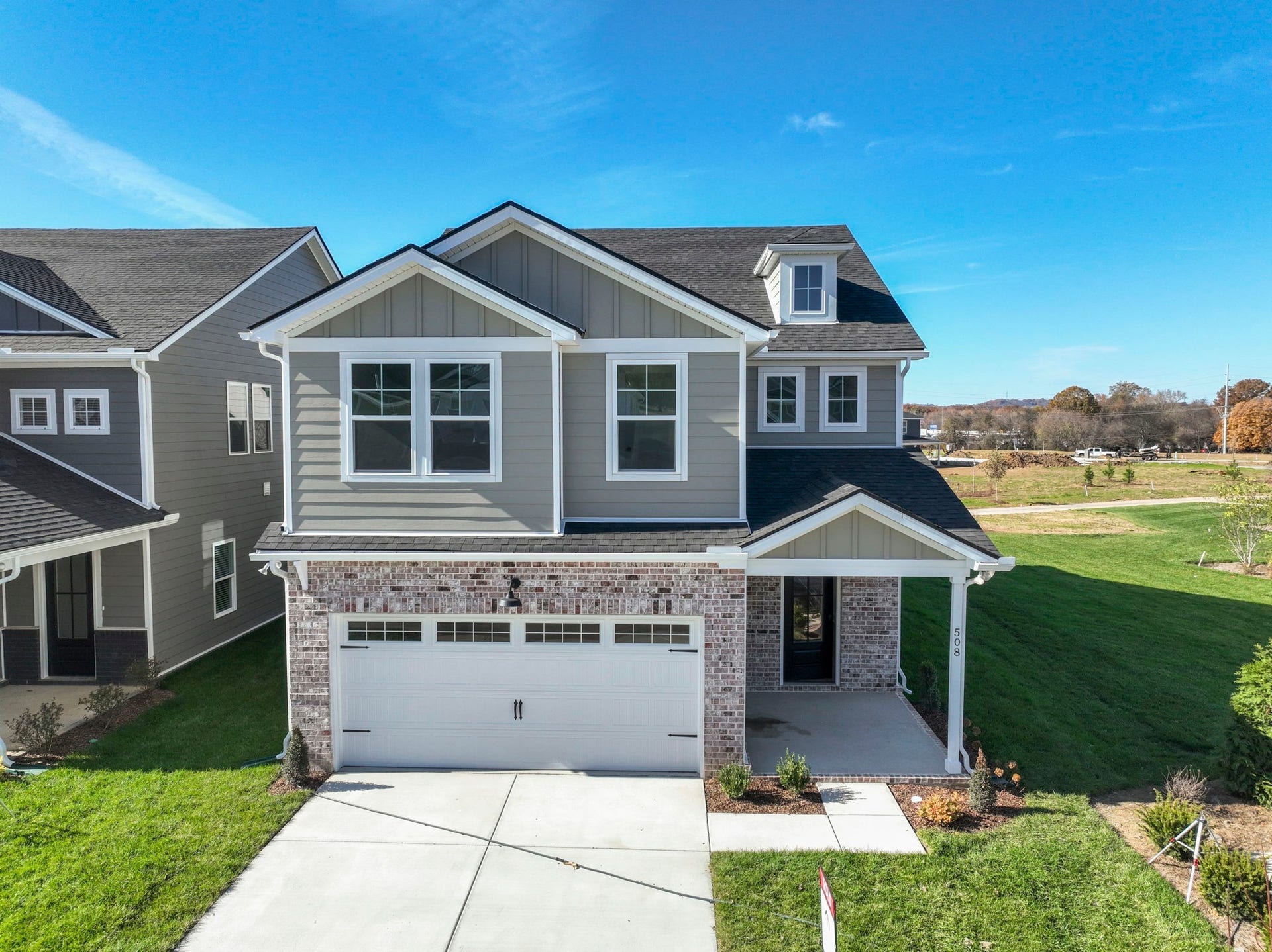 909 Watercourse Ct, Nashville, TN 37214 Photo is of similar home, same plan