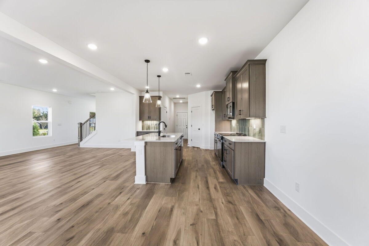 909 Watercourse Ct, Nashville, TN 37214 Photo is for representational purposes only.