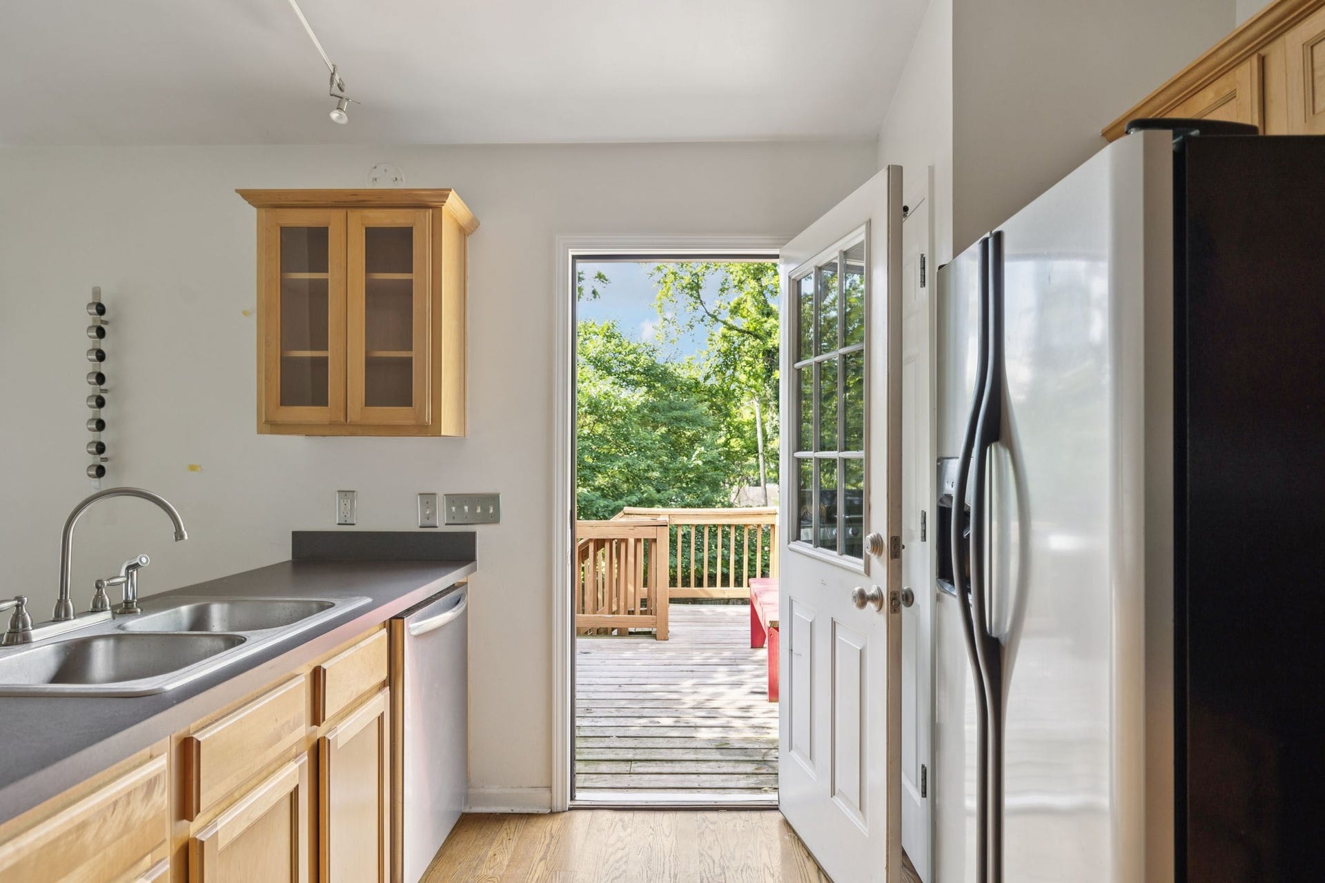 1007 Glenview Dr, Nashville, TN 37206 1007 Glenview Dr, Nashville, TN 37206